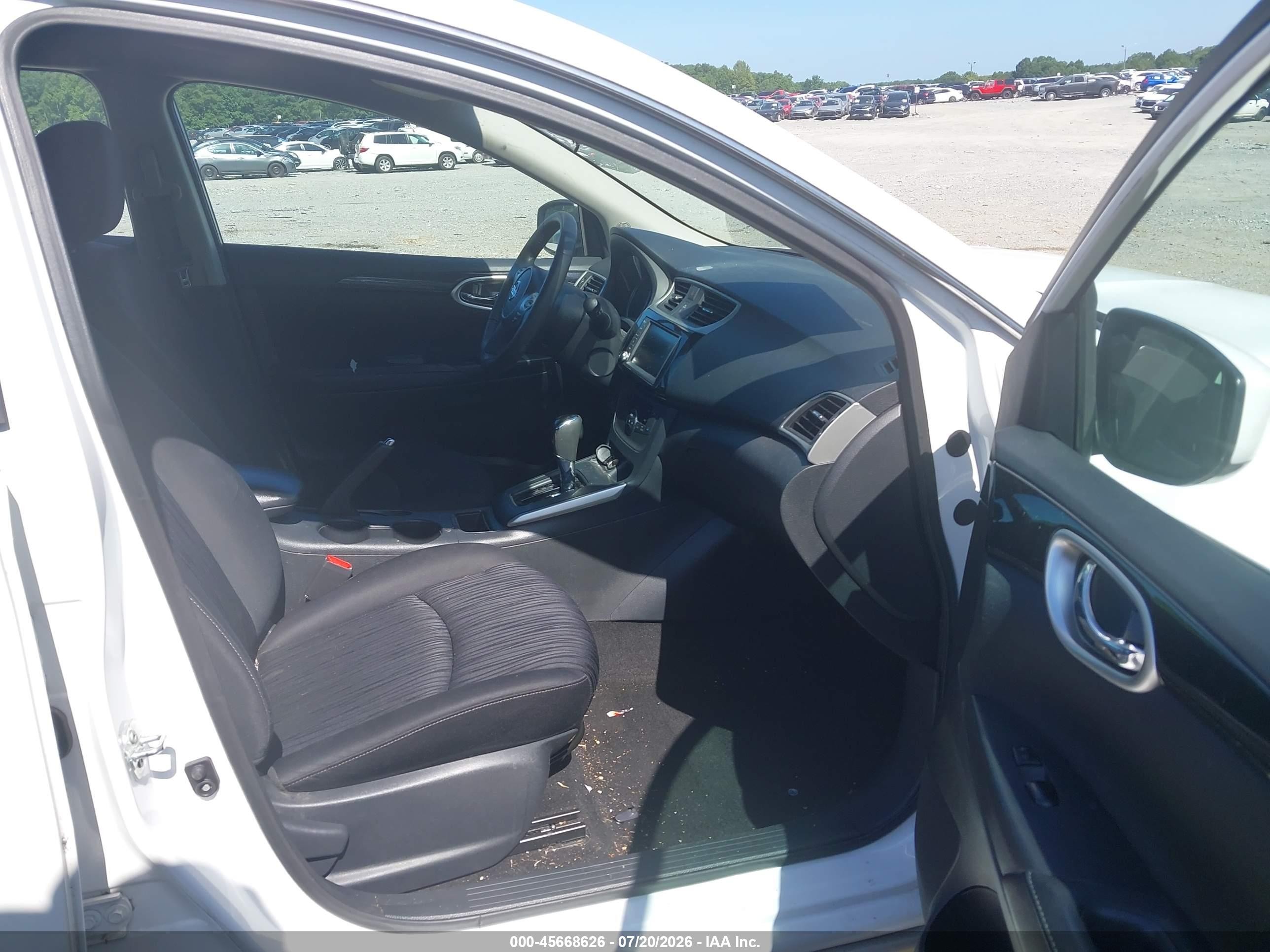 2019 Nissan Sentra Sv Белый vin: 3N1AB7AP2KL608596