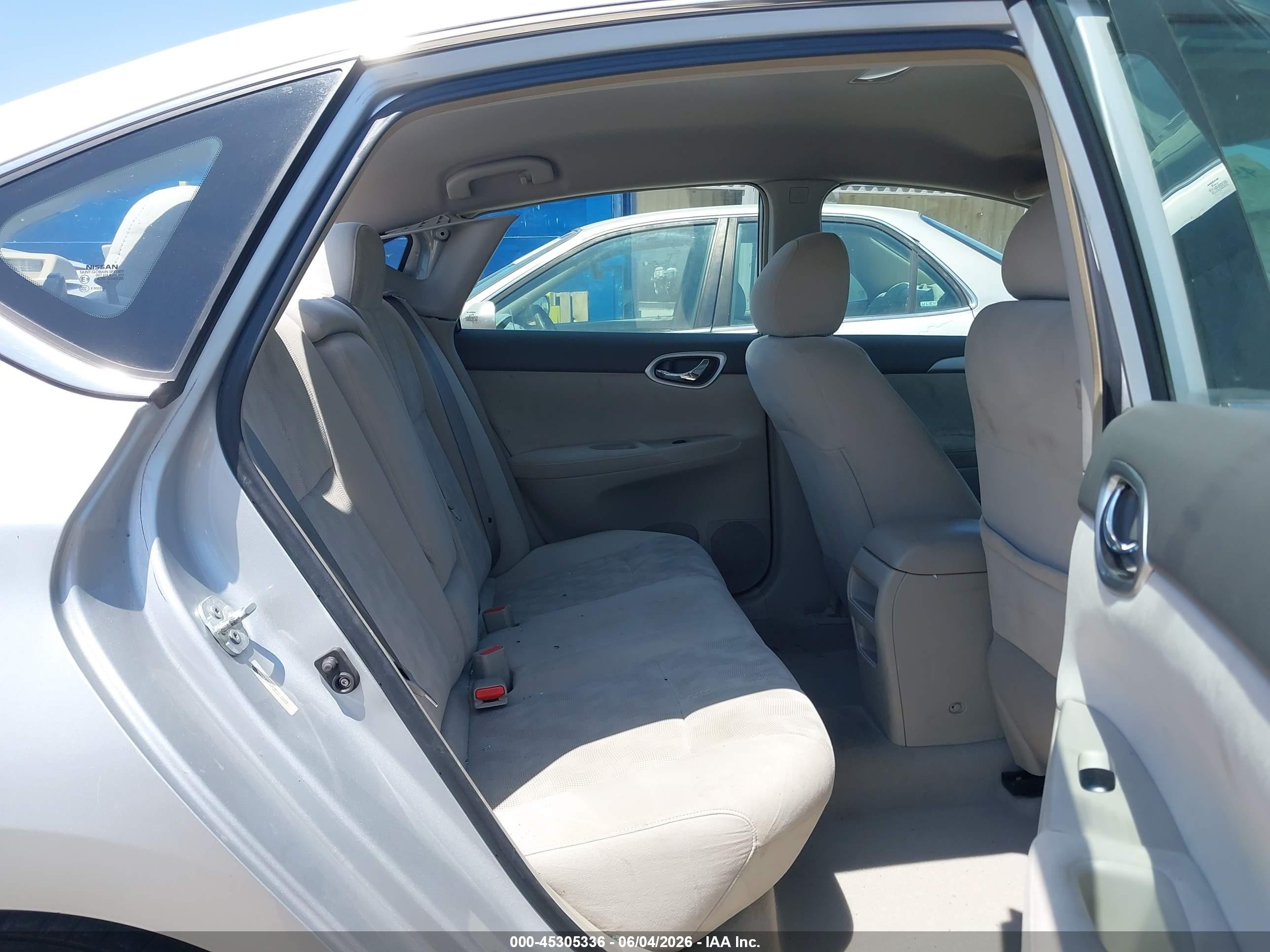 2013 Nissan Sentra Sv Silver vin: 3N1AB7AP3DL675646