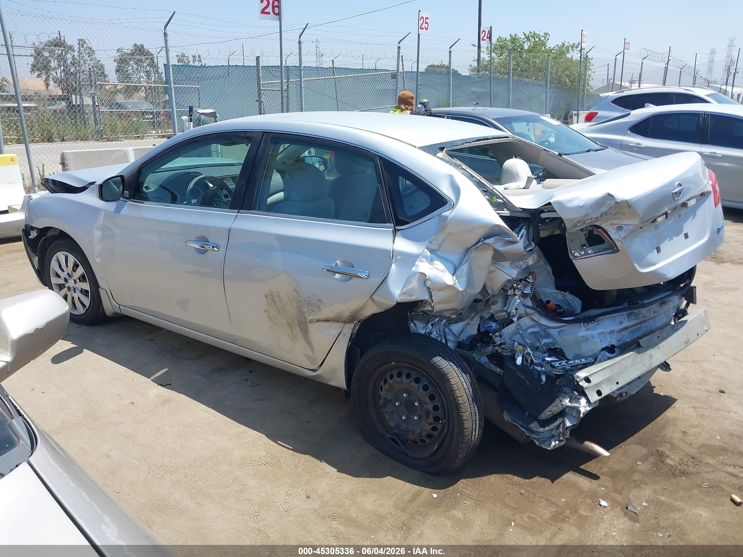 2013 Nissan Sentra Sv Silver vin: 3N1AB7AP3DL675646