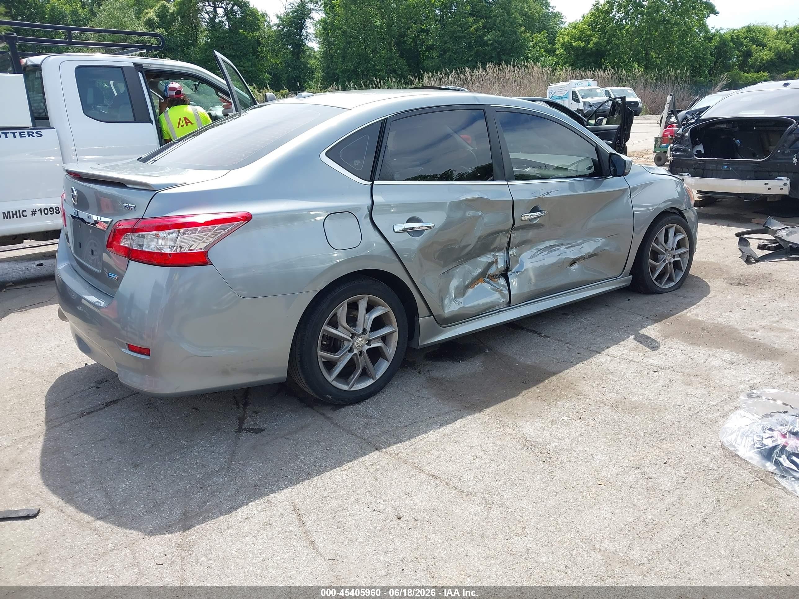 2013 Nissan Sentra Sr Silver vin: 3N1AB7AP3DL687134