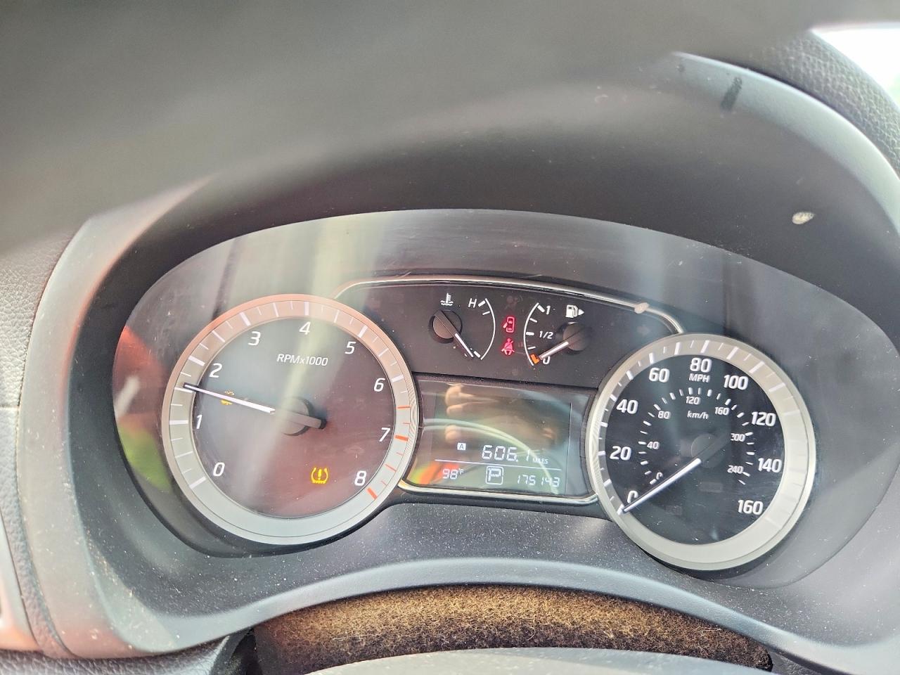 2013 Nissan Sentra S White vin: 3N1AB7AP3DL717474