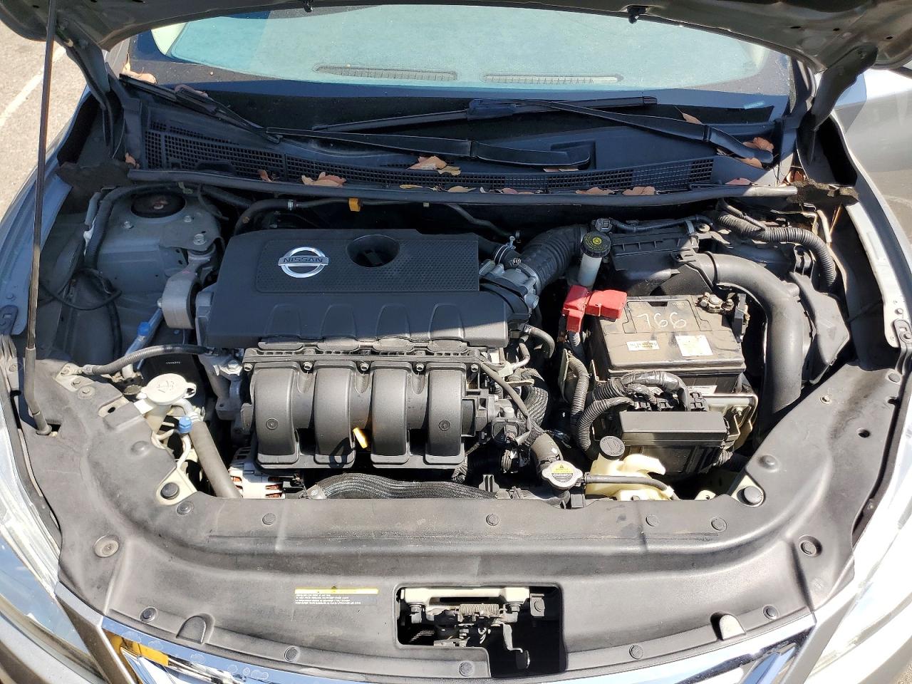 2013 Nissan Sentra S Серебряный vin: 3N1AB7AP3DL758543
