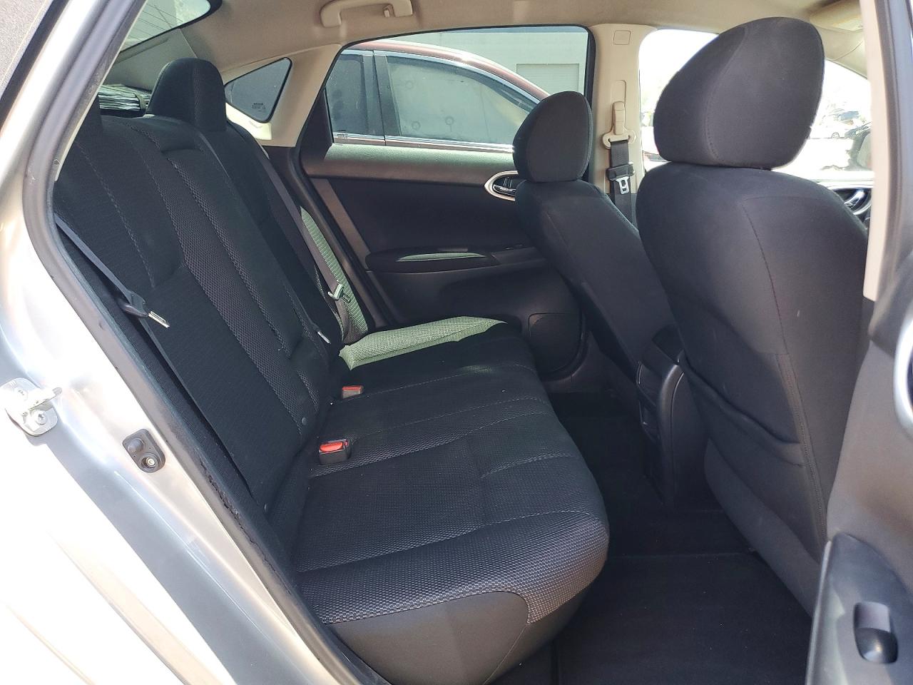 2013 Nissan Sentra S Серебряный vin: 3N1AB7AP3DL758543