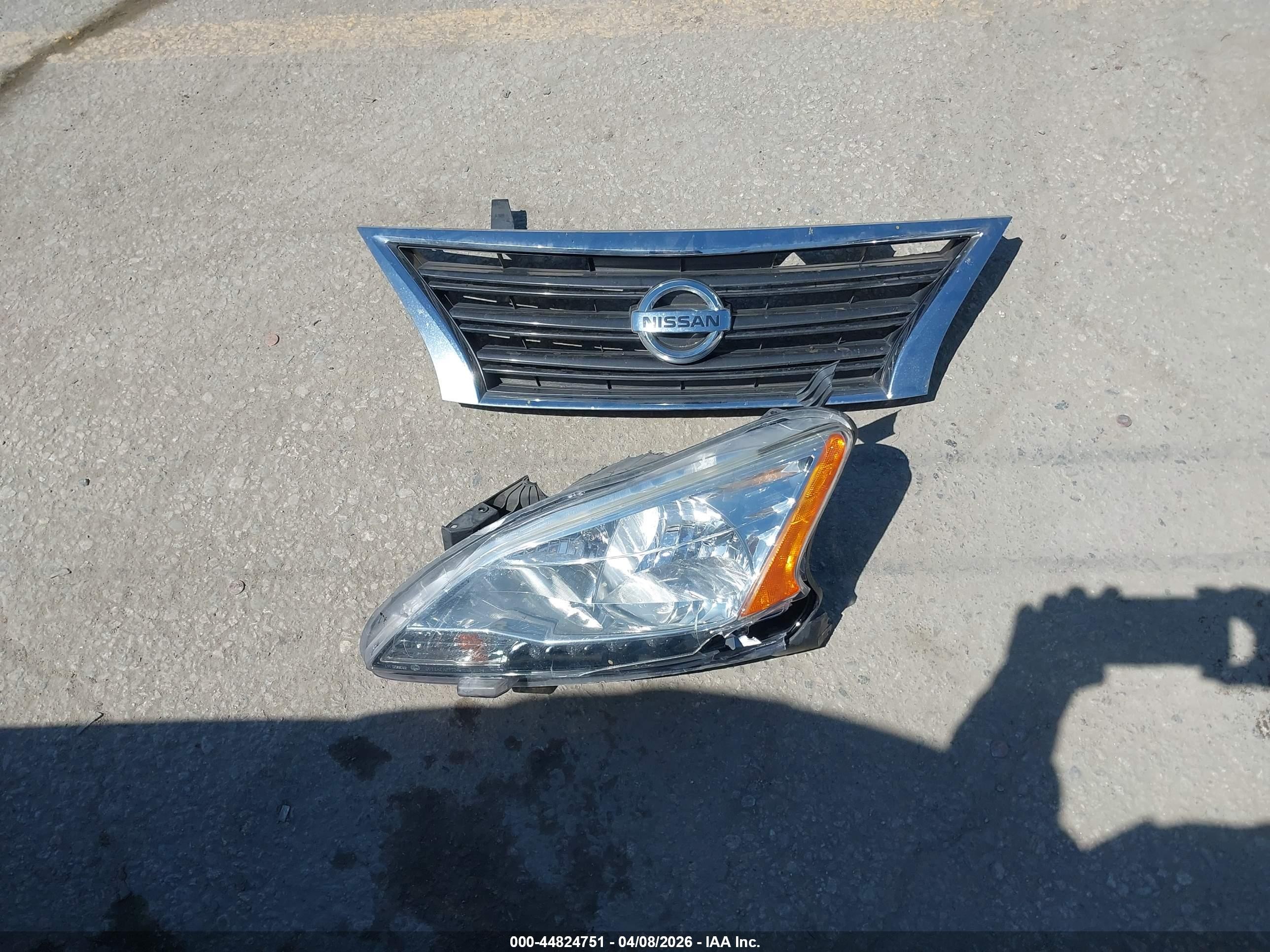 2014 Nissan Sentra Sr Silver vin: 3N1AB7AP3EL611141