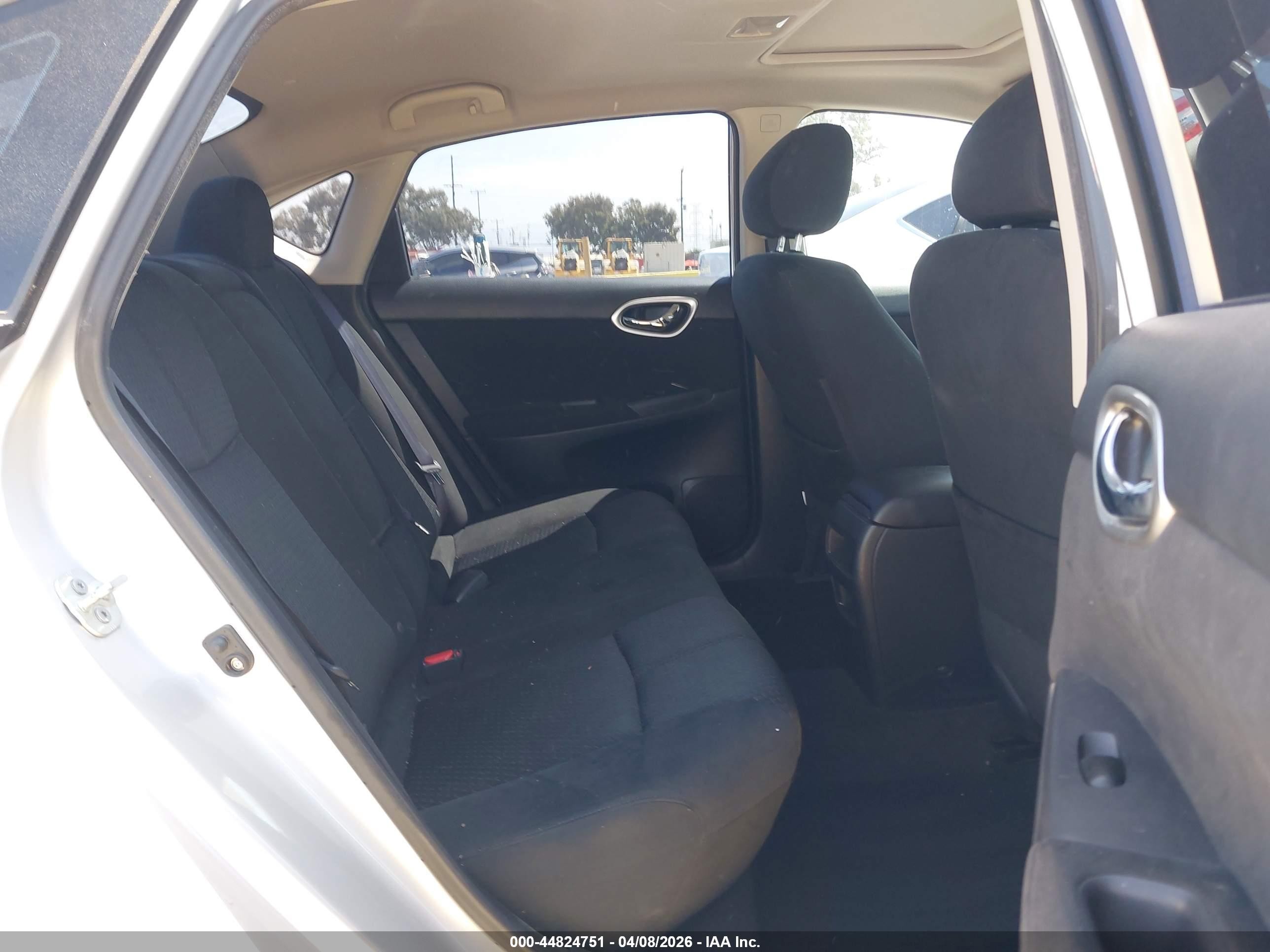 2014 Nissan Sentra Sr Silver vin: 3N1AB7AP3EL611141