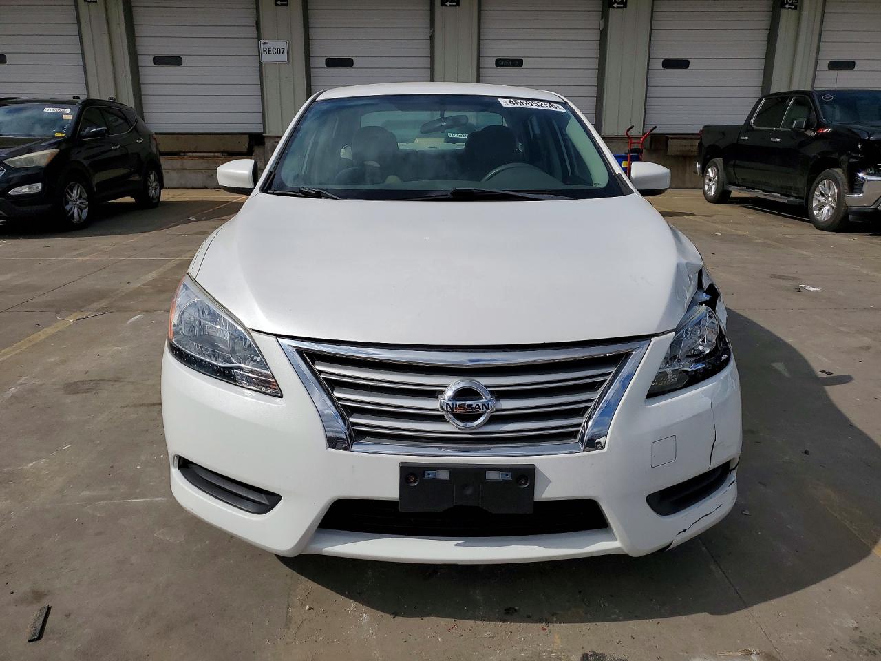 2014 Nissan Sentra S White vin: 3N1AB7AP3EL679729