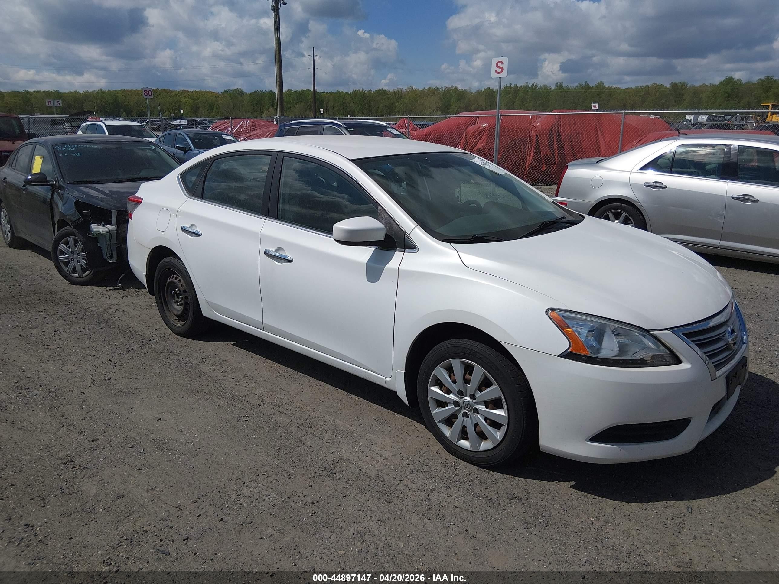2014 Nissan Sentra S White vin: 3N1AB7AP3EL682436