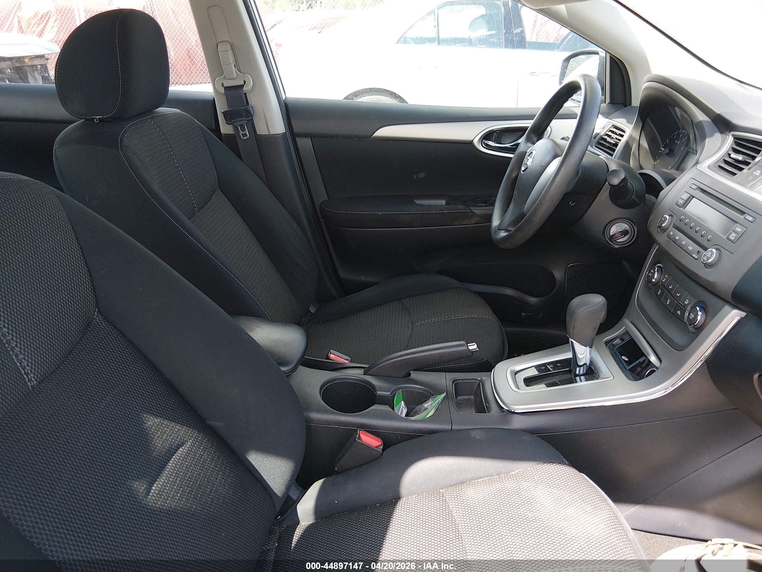 2014 Nissan Sentra S White vin: 3N1AB7AP3EL682436