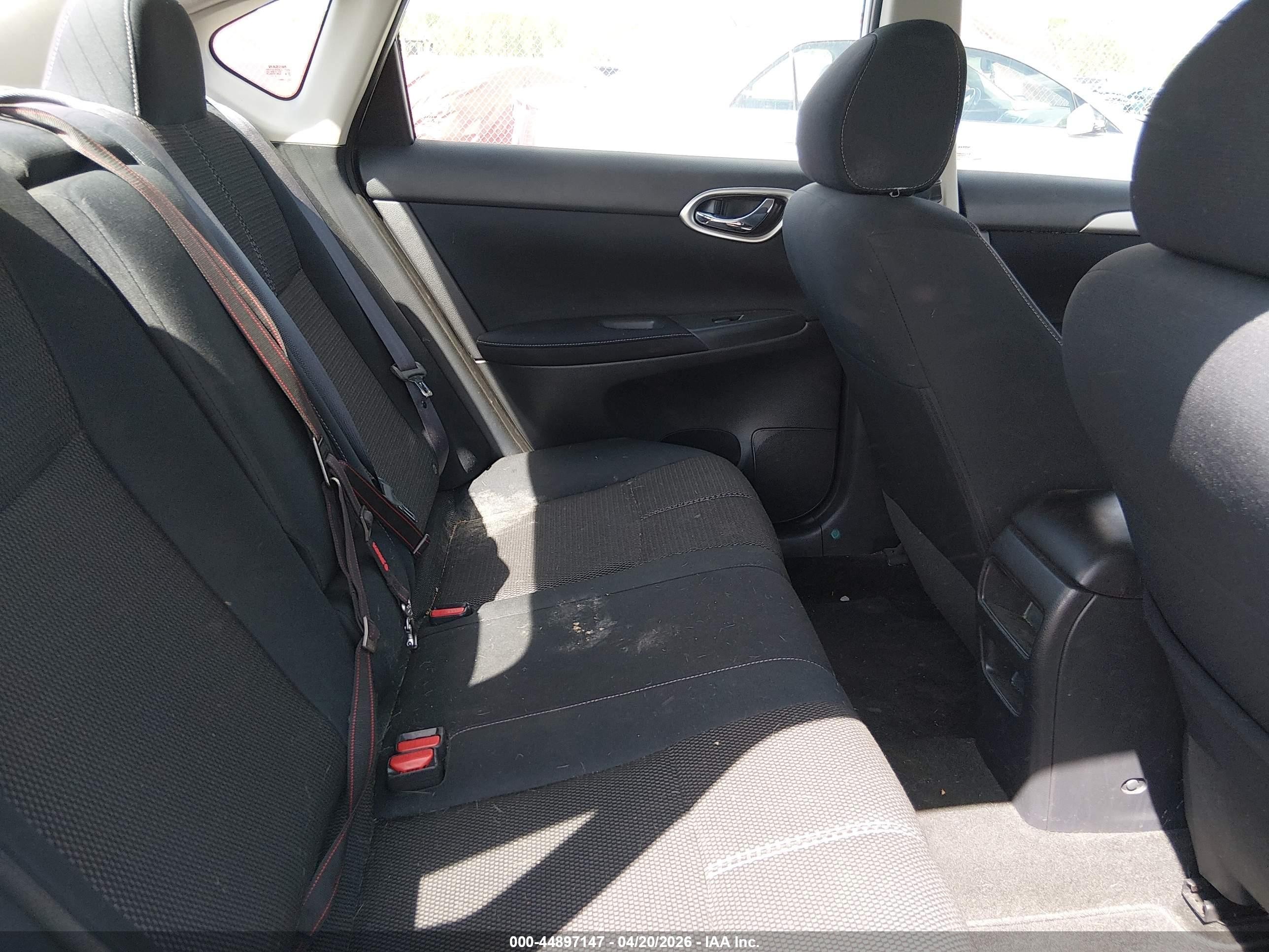 2014 Nissan Sentra S White vin: 3N1AB7AP3EL682436