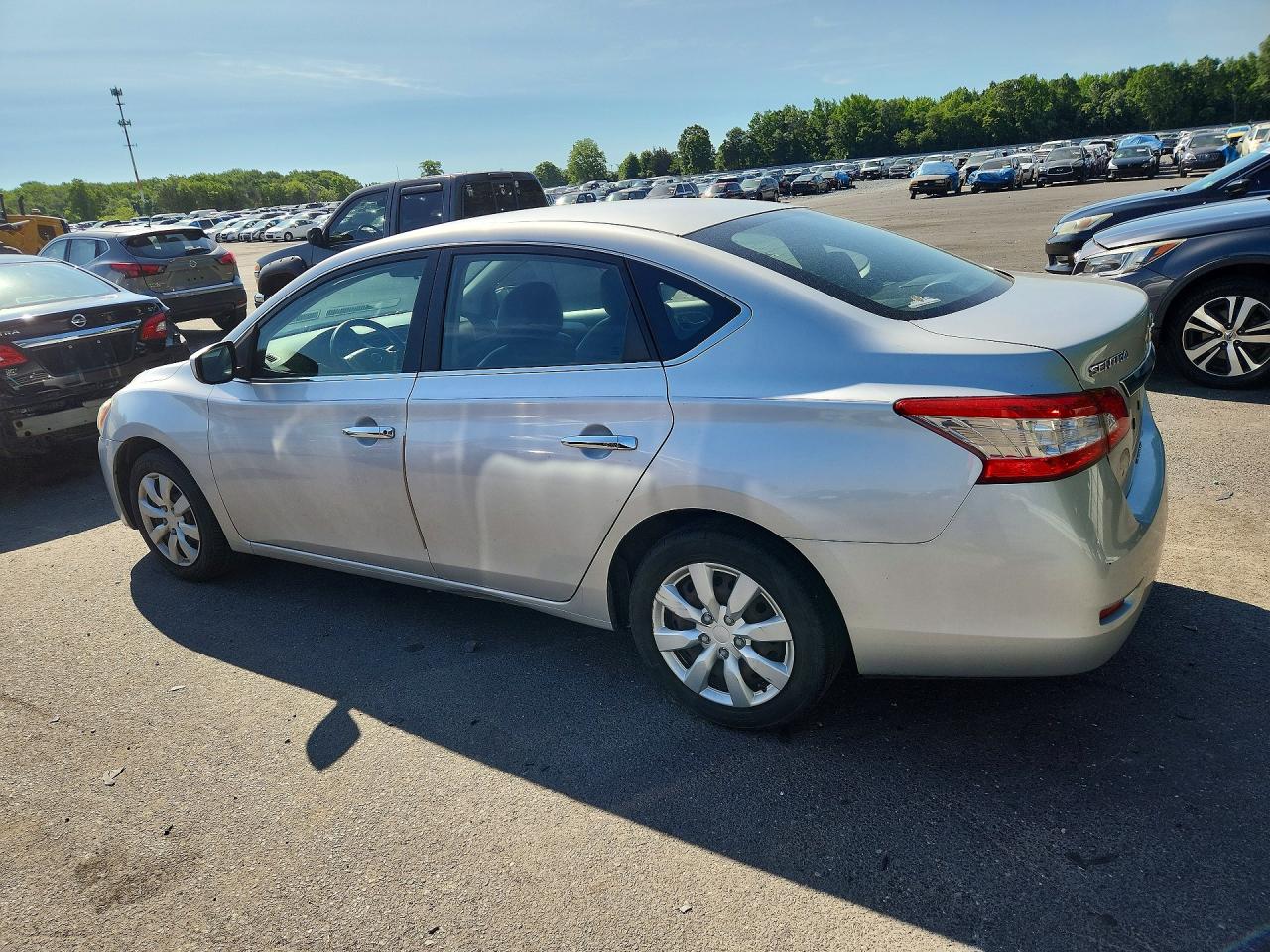 2014 Nissan Sentra Sv Серебряный vin: 3N1AB7AP3EY244681