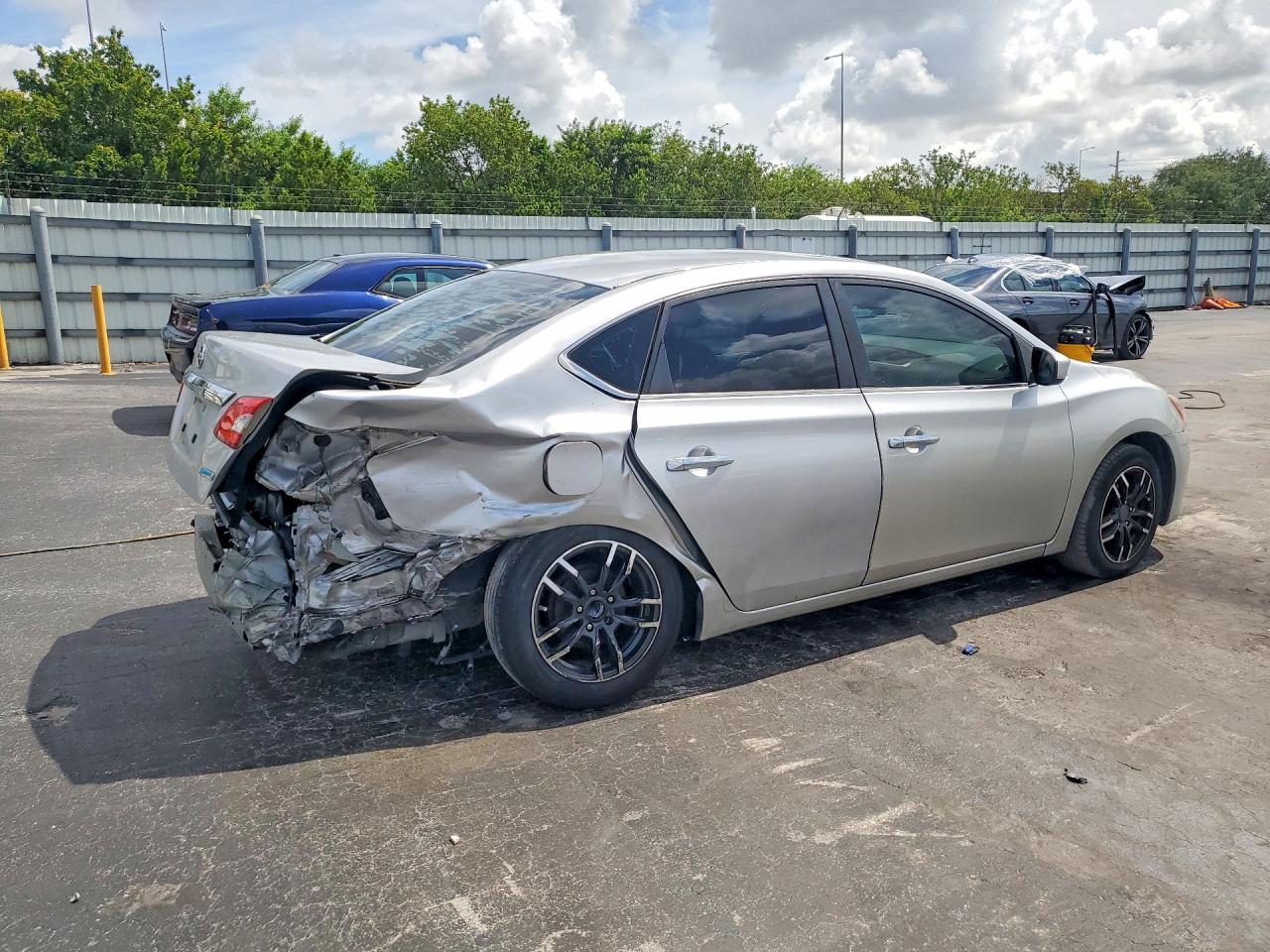 2014 Nissan Sentra S Gray vin: 3N1AB7AP3EY261786