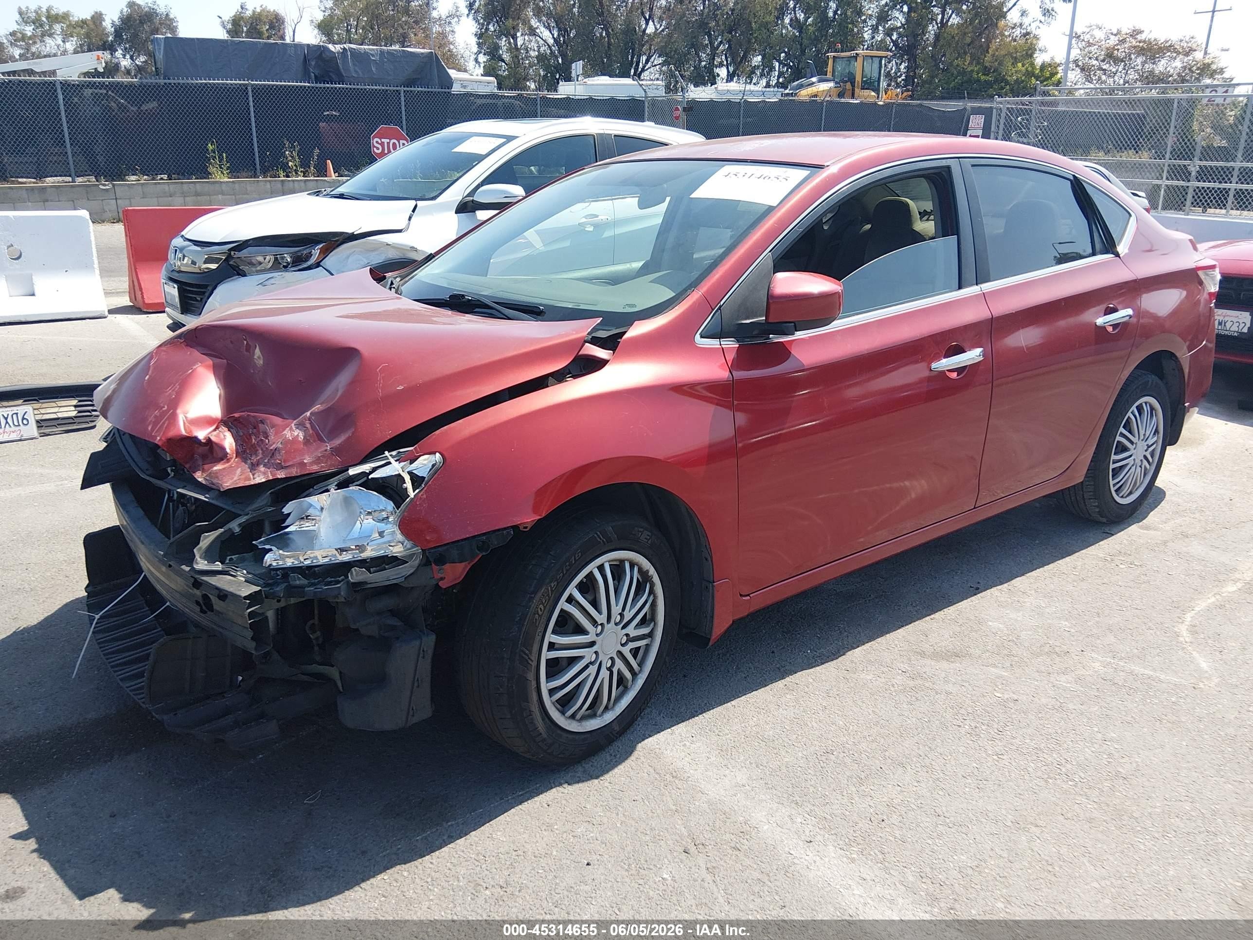 2014 Nissan Sentra Sv Красный vin: 3N1AB7AP3EY297252