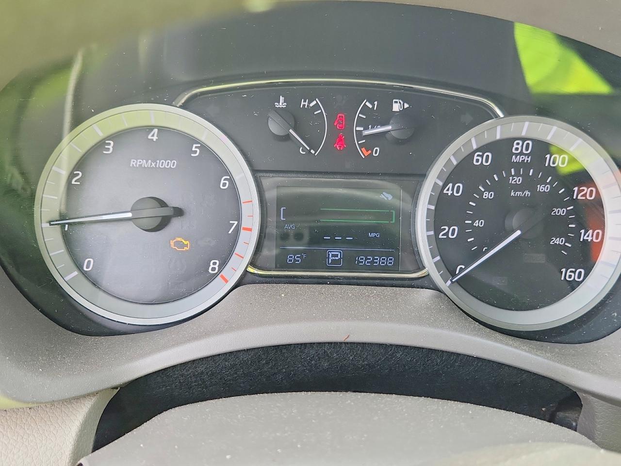 2014 Nissan Sentra Sv Красный vin: 3N1AB7AP3EY331383
