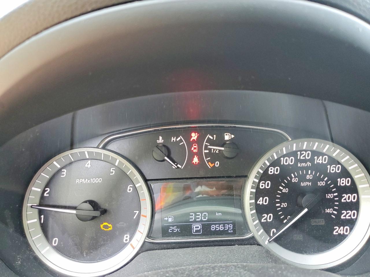 2015 Nissan Sentra S Серый vin: 3N1AB7AP3FL636476