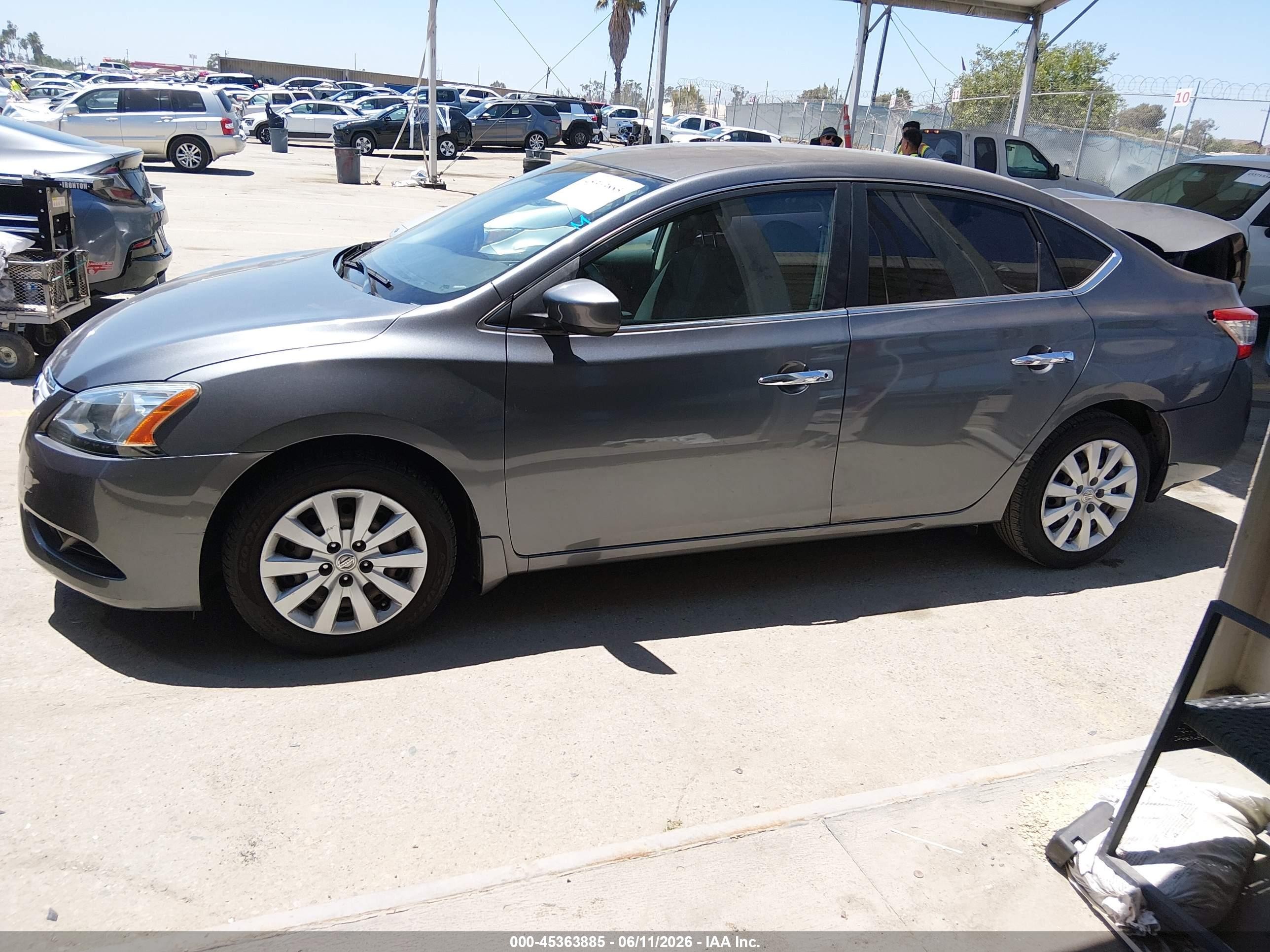 2015 Nissan Sentra Sv Серый vin: 3N1AB7AP3FL645517