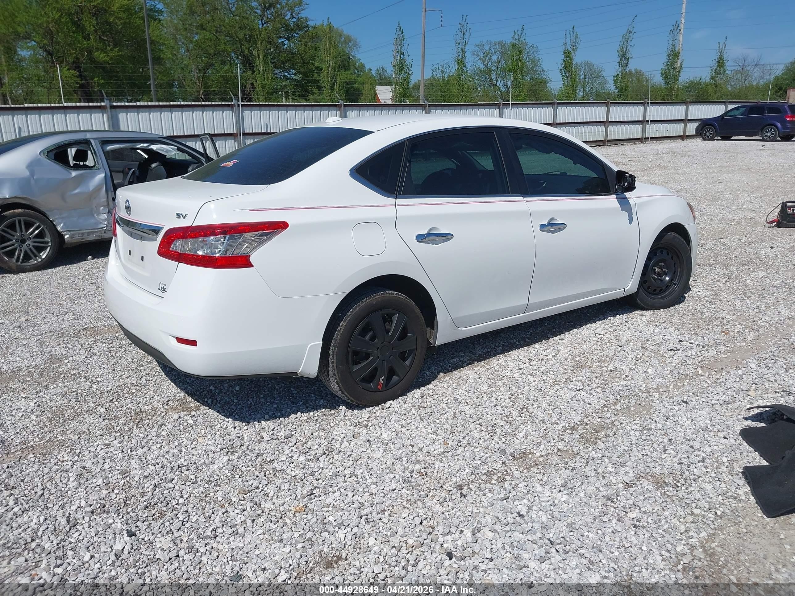 2015 Nissan Sentra Fe+ S/s/sl/sr/sv White vin: 3N1AB7AP3FL654380
