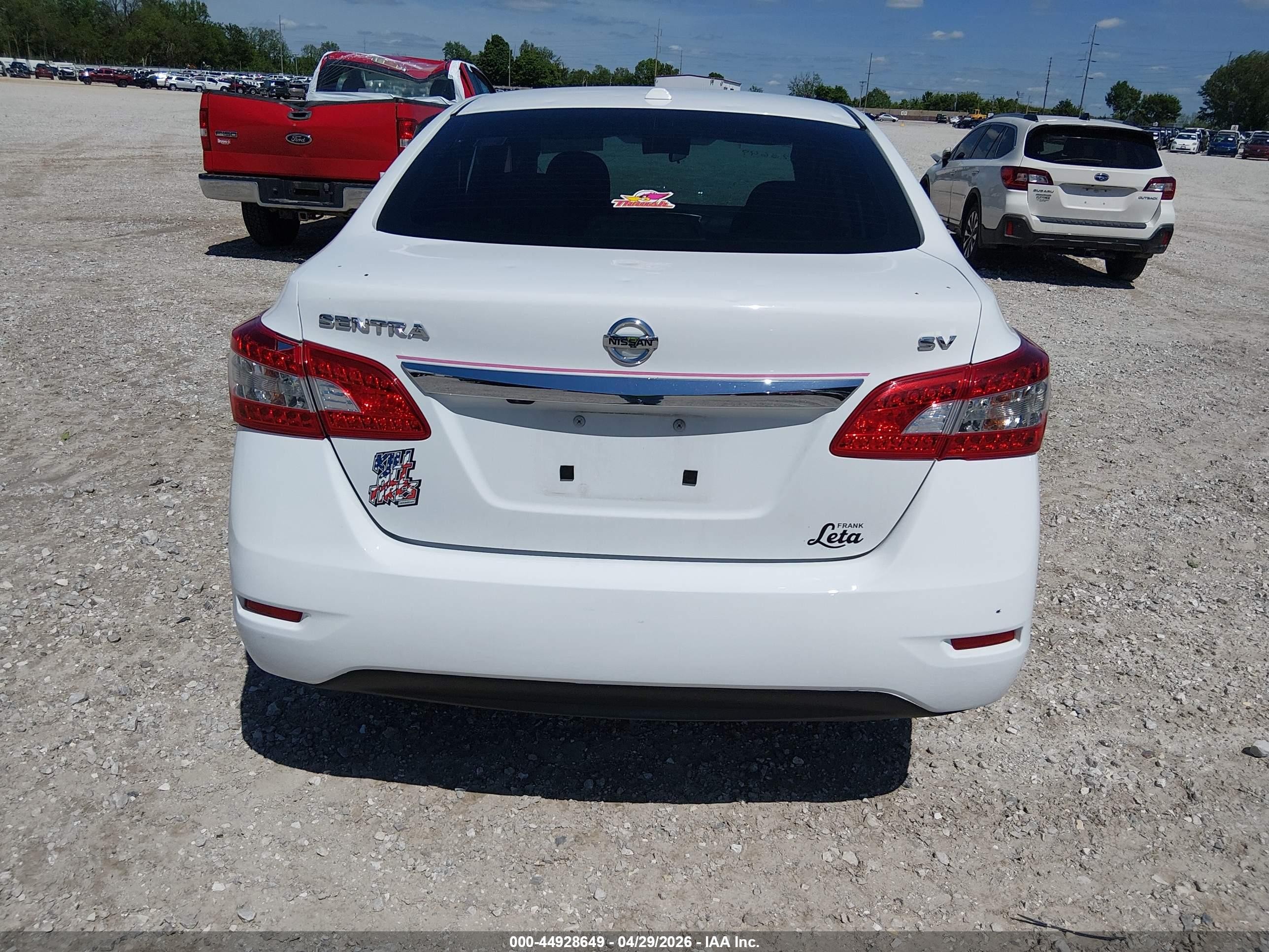 2015 Nissan Sentra Fe+ S/s/sl/sr/sv White vin: 3N1AB7AP3FL654380