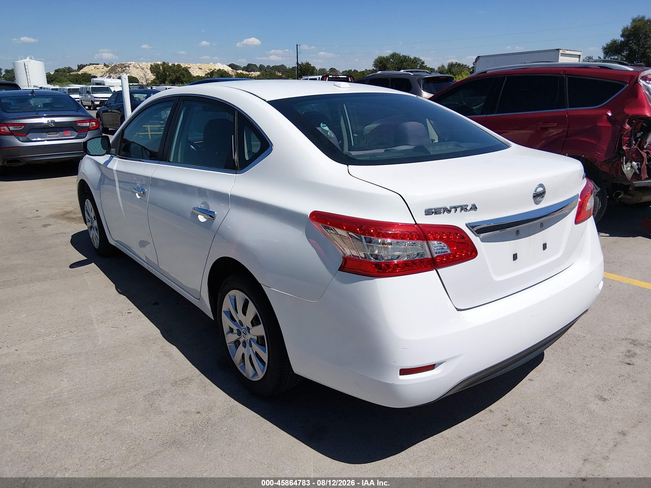 2015 Nissan Sentra Fe+ S/s/sl/sr/sv Белый vin: 3N1AB7AP3FL656517