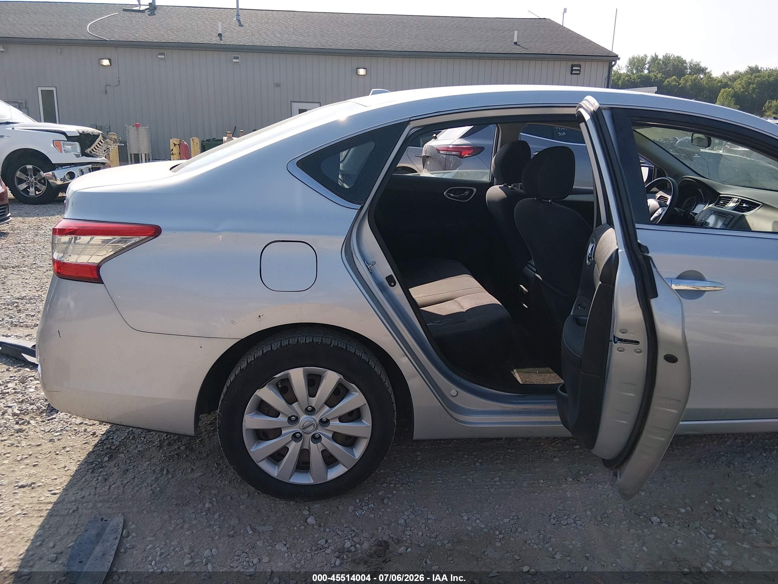 2015 Nissan Sentra Sv Silver vin: 3N1AB7AP3FL661720