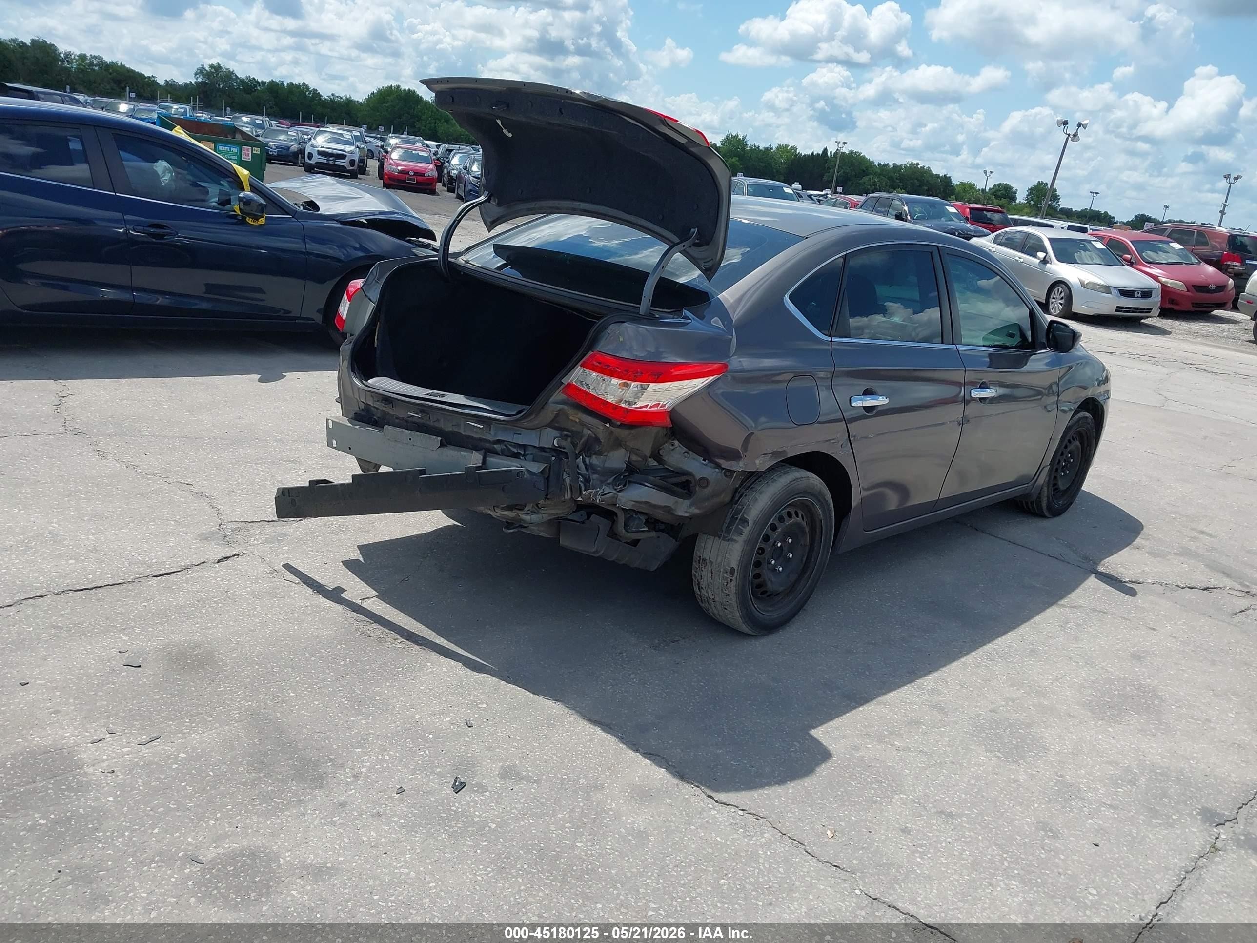 2015 Nissan Sentra S Серый vin: 3N1AB7AP3FY230393