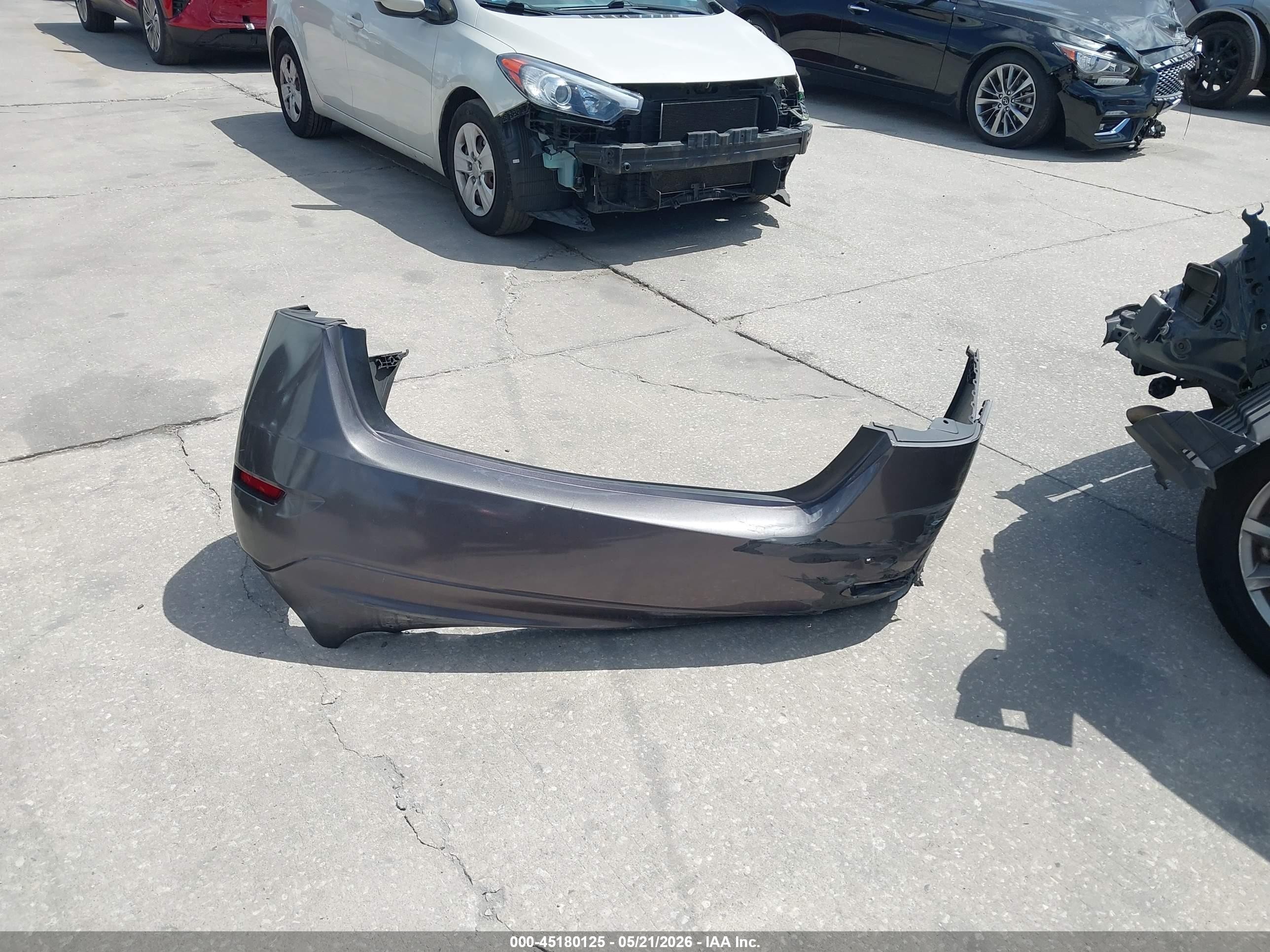 2015 Nissan Sentra S Серый vin: 3N1AB7AP3FY230393