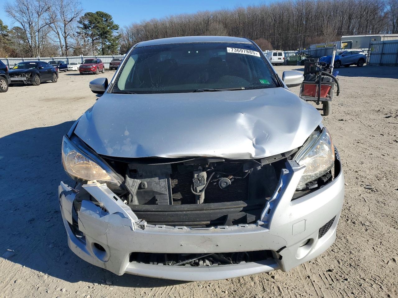 2015 Nissan Sentra S Серебряный vin: 3N1AB7AP3FY234816