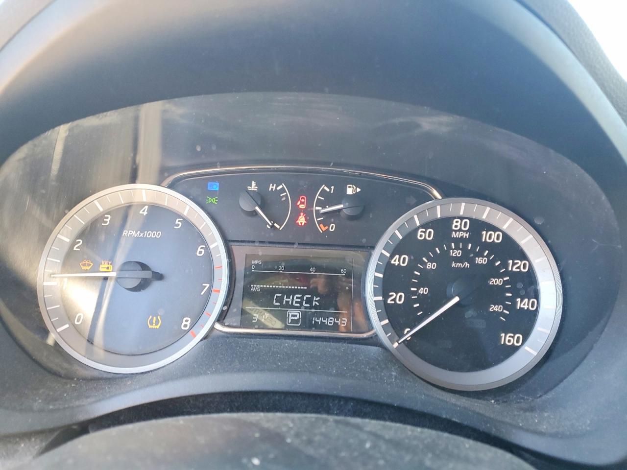 2015 Nissan Sentra S Серебряный vin: 3N1AB7AP3FY234816