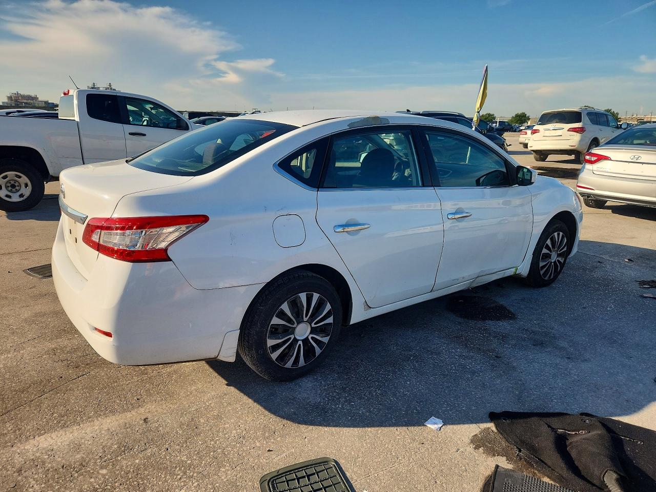 2015 Nissan Sentra S White vin: 3N1AB7AP3FY247131