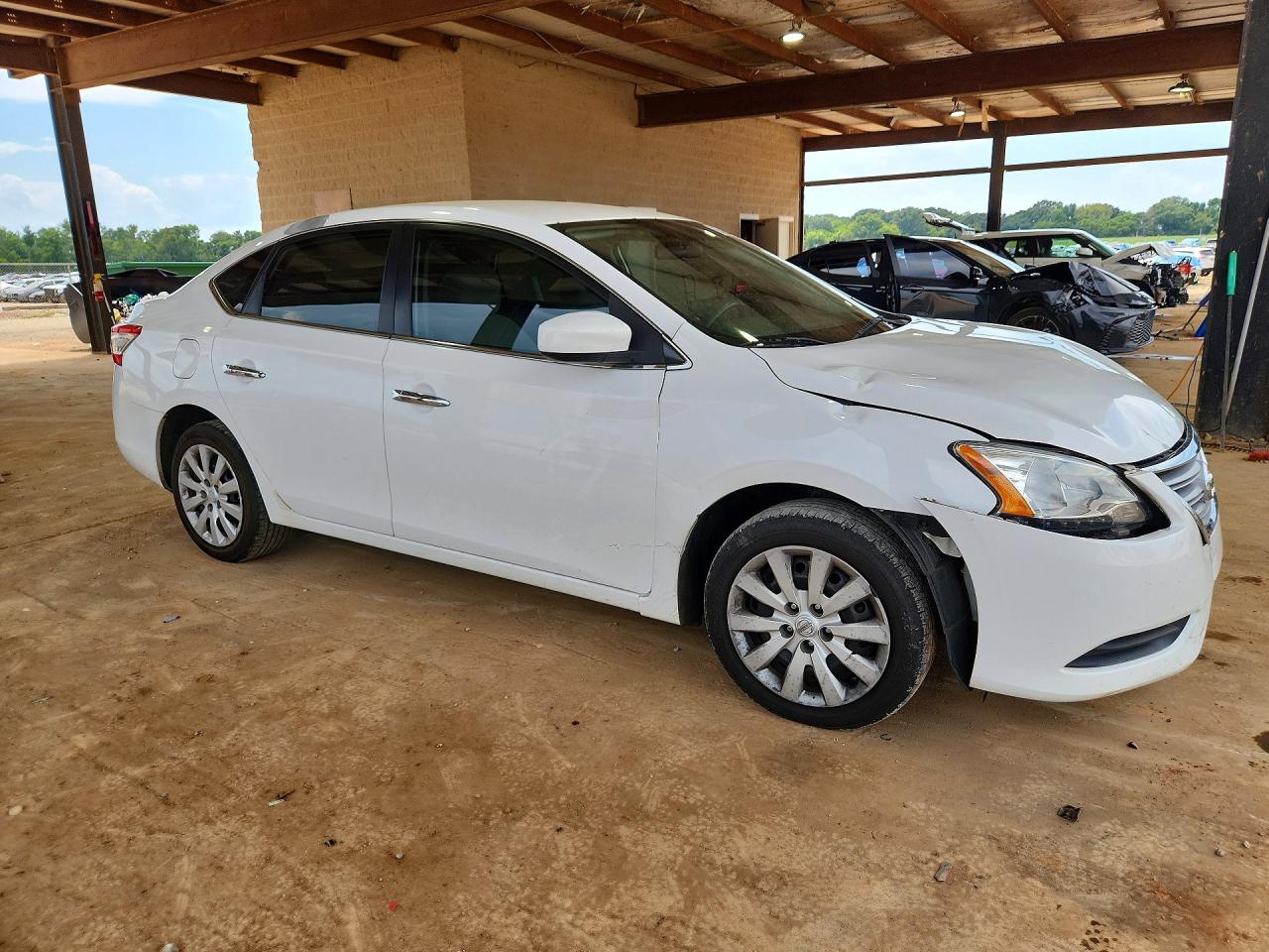2015 Nissan Sentra S Белый vin: 3N1AB7AP3FY252183