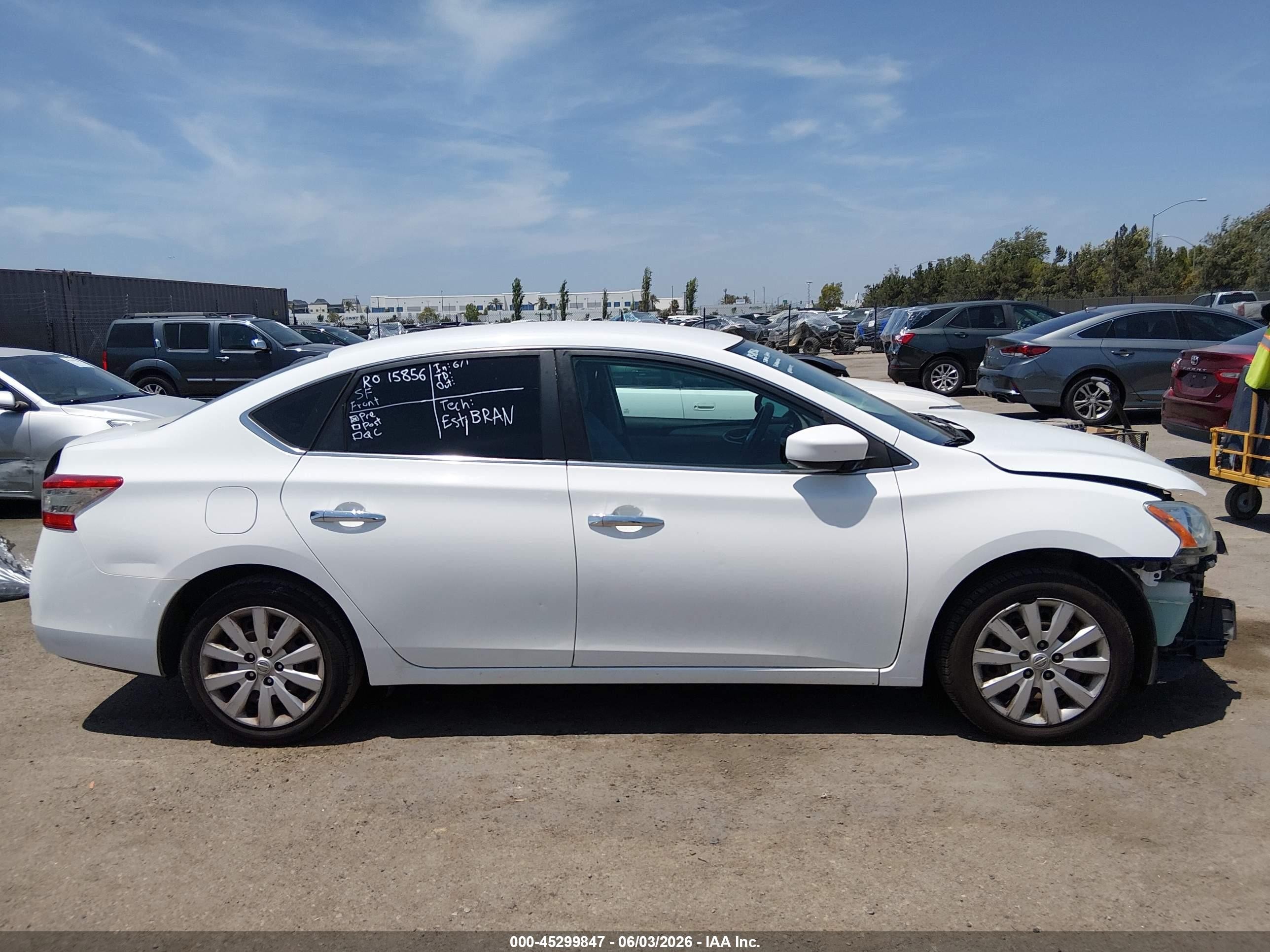 2015 Nissan Sentra S Белый vin: 3N1AB7AP3FY264169