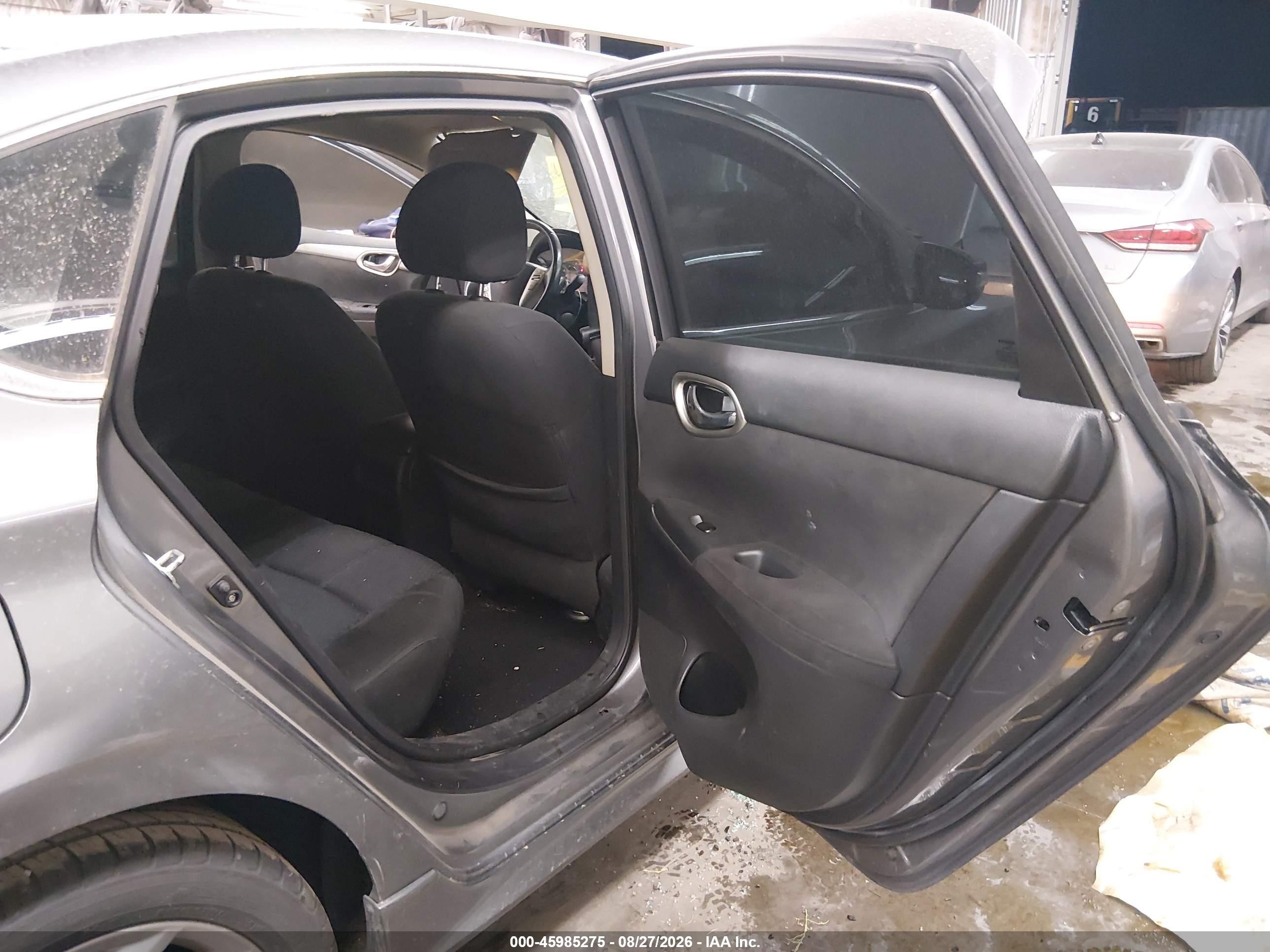 2015 Nissan Sentra Sr Gray vin: 3N1AB7AP3FY285166