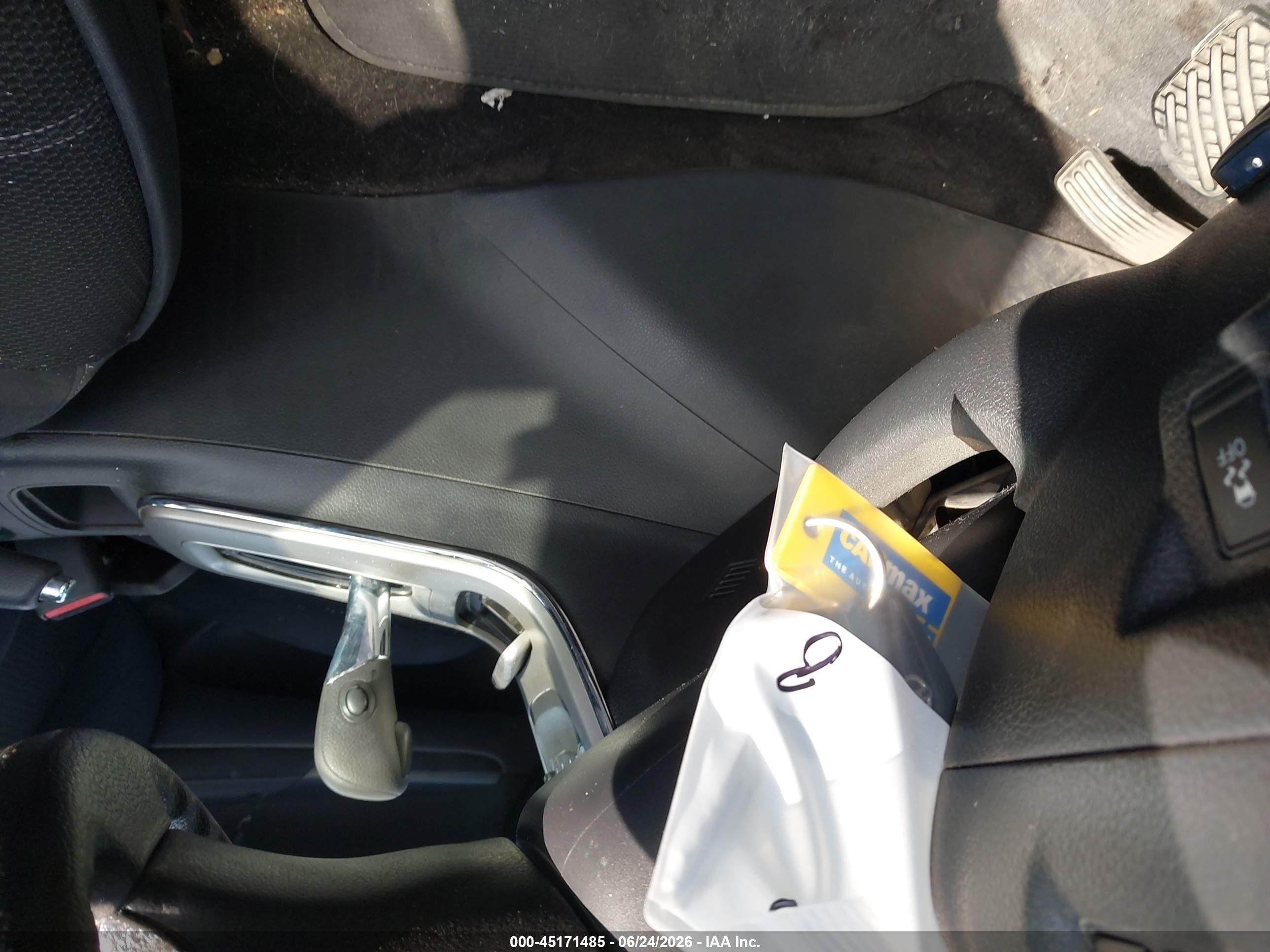 2015 Nissan Sentra S White vin: 3N1AB7AP3FY285619