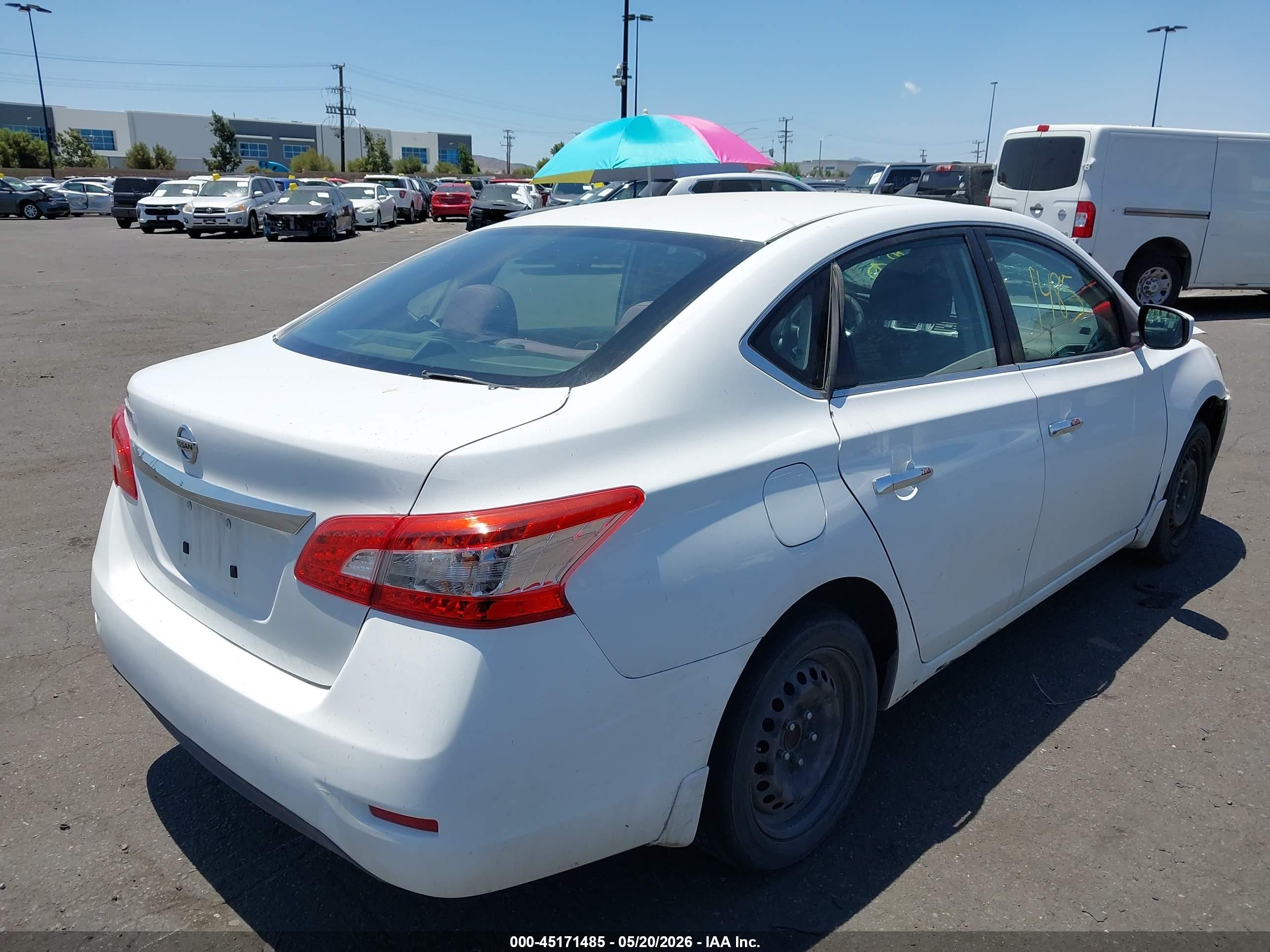 2015 Nissan Sentra S White vin: 3N1AB7AP3FY285619