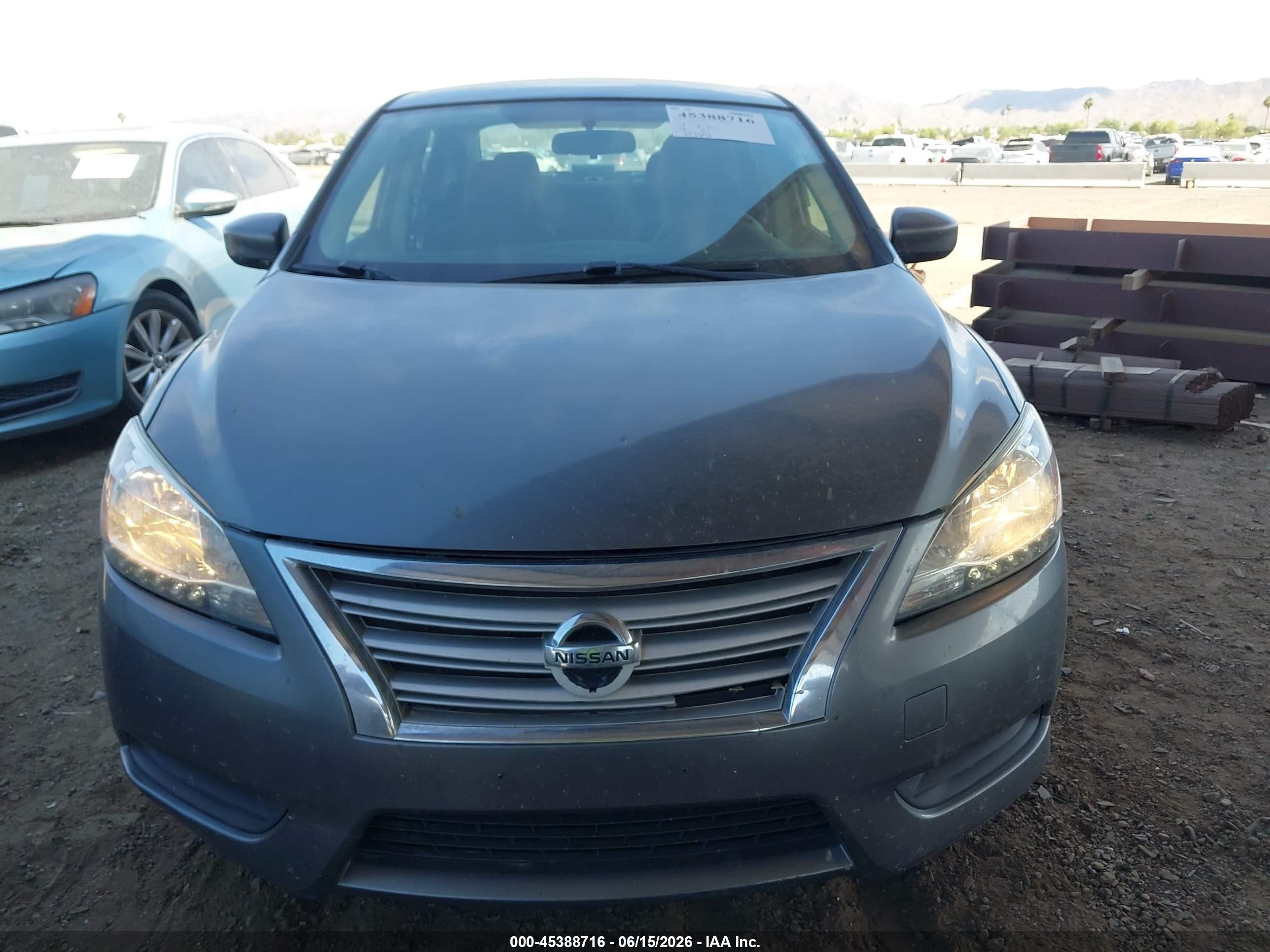 2015 Nissan Sentra S Серый vin: 3N1AB7AP3FY291193
