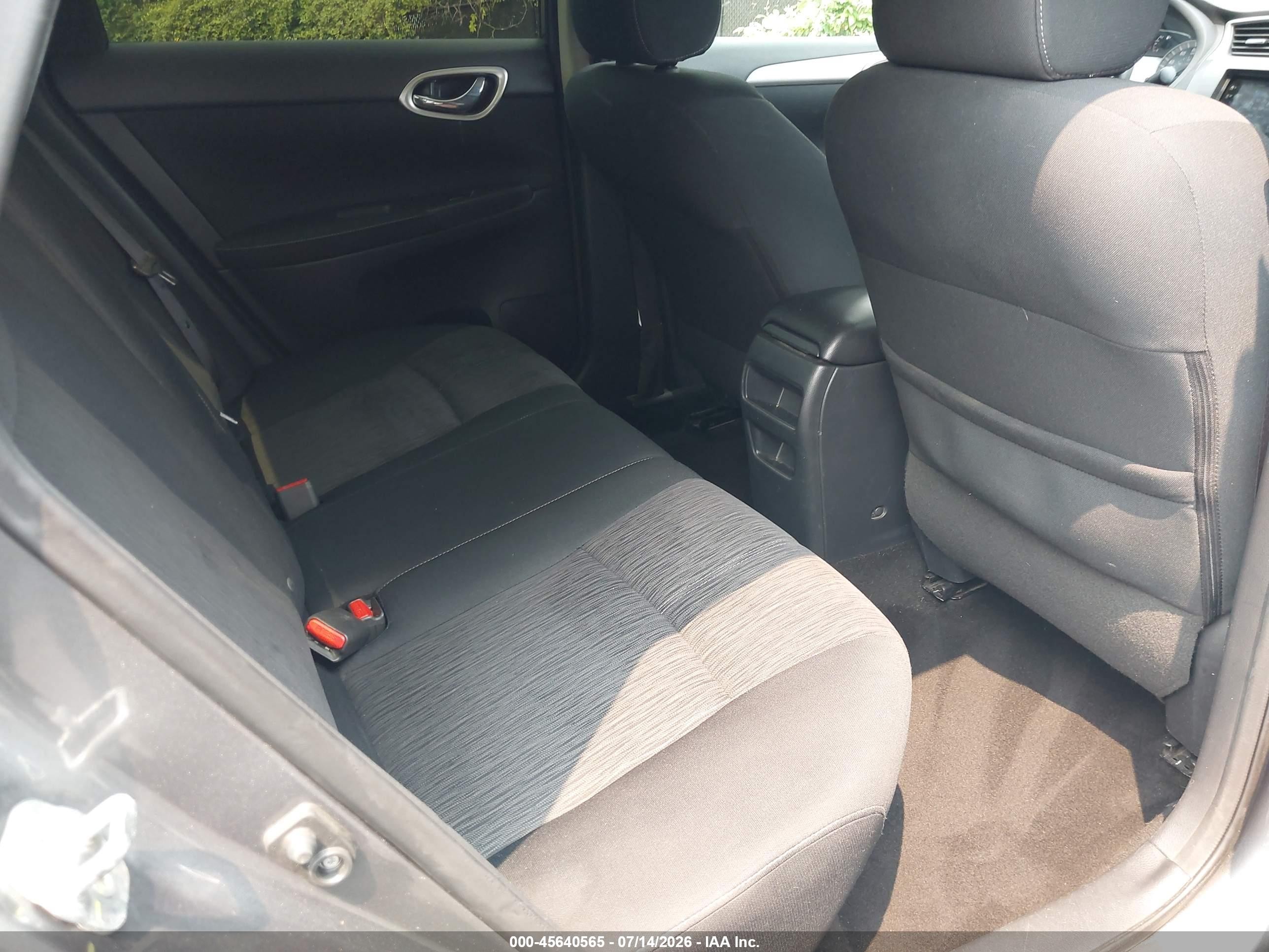 2015 Nissan Sentra Sv Gray vin: 3N1AB7AP3FY305822