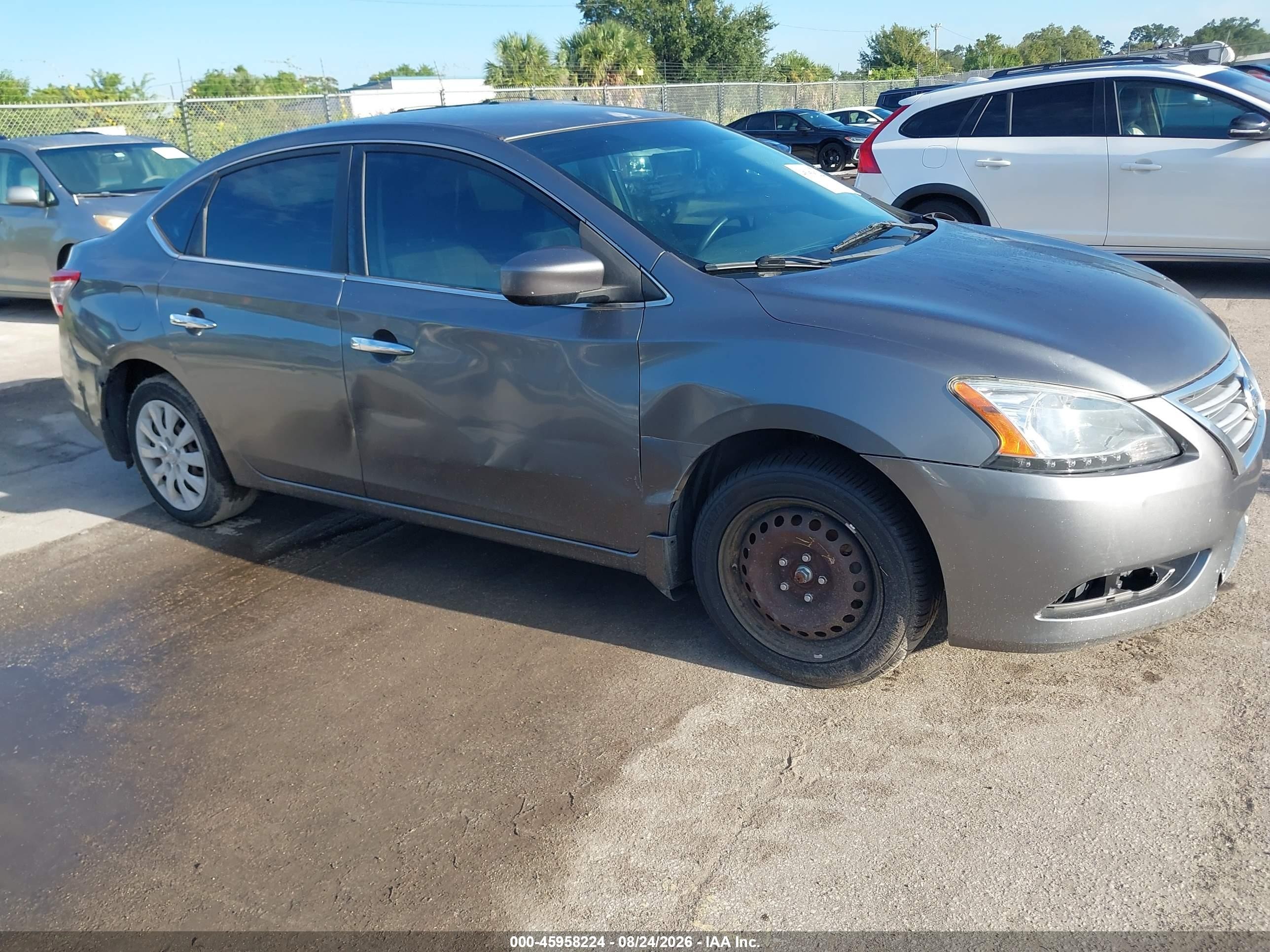 2015 Nissan Sentra S Серый vin: 3N1AB7AP3FY310146