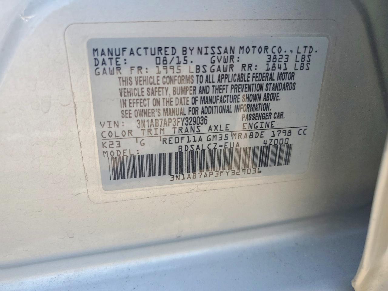 2015 Nissan Sentra S Серебряный vin: 3N1AB7AP3FY329036