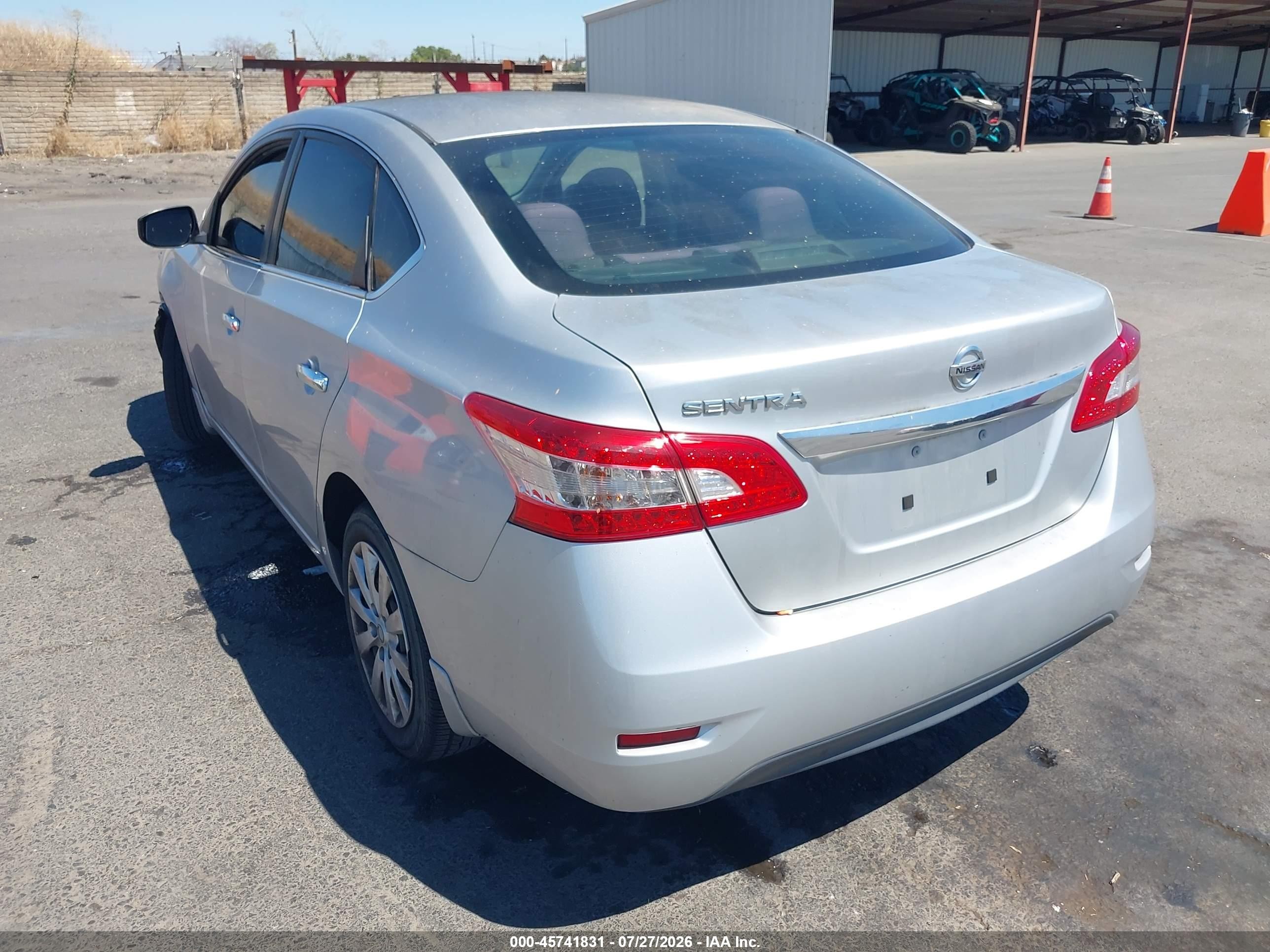 2015 Nissan Sentra S Серый vin: 3N1AB7AP3FY333409