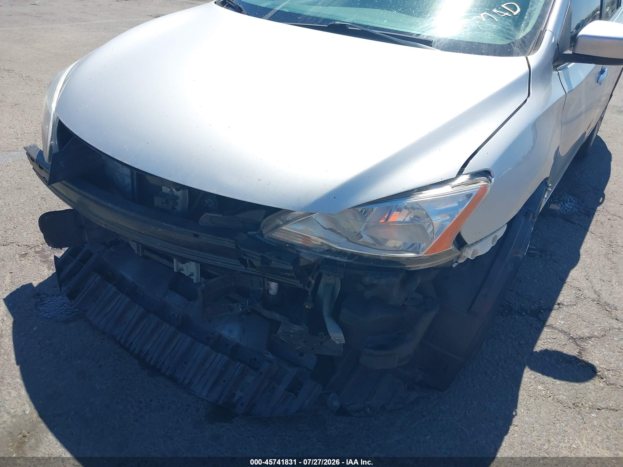 2015 Nissan Sentra S Серый vin: 3N1AB7AP3FY333409