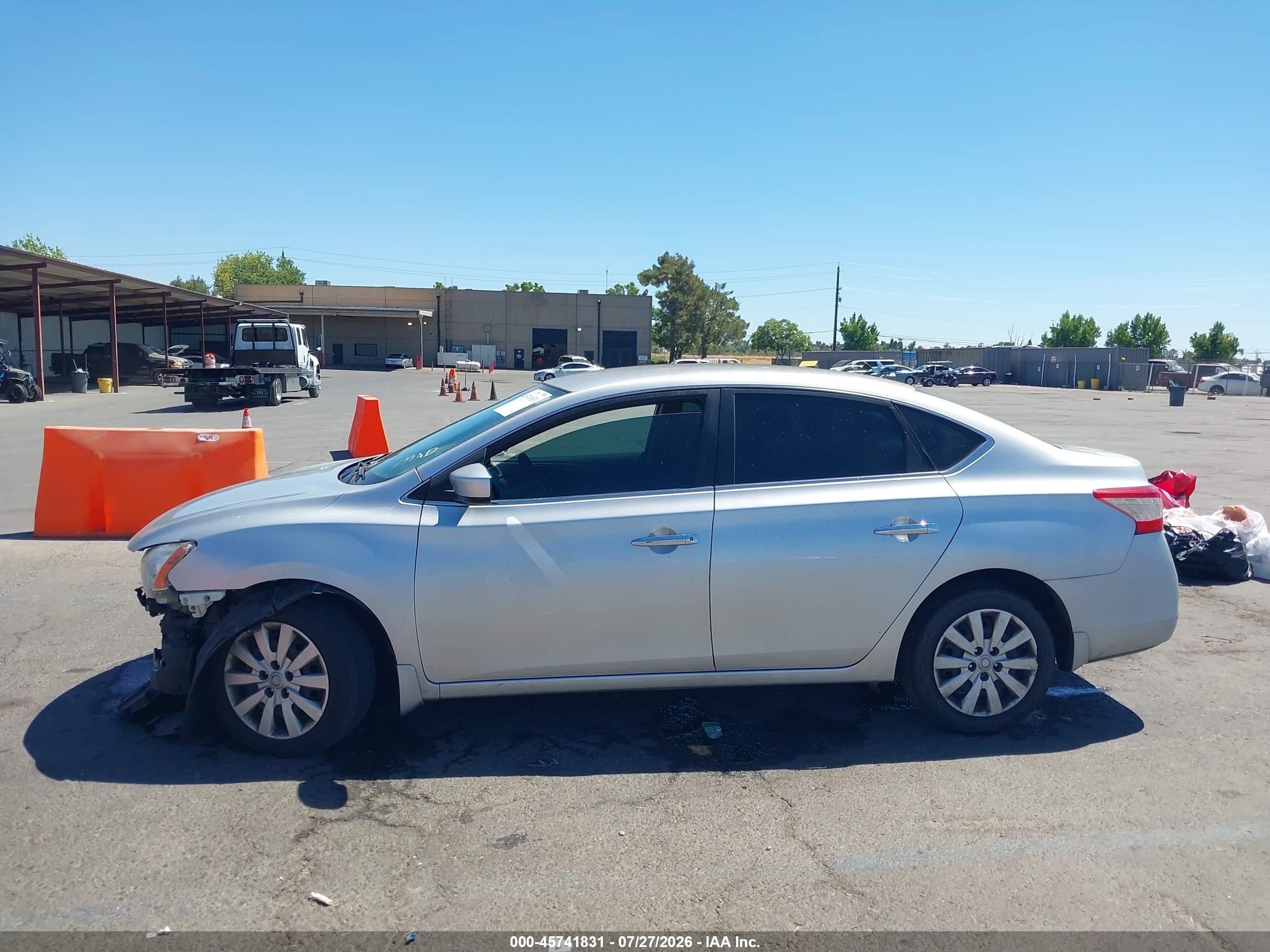 2015 Nissan Sentra S Серый vin: 3N1AB7AP3FY333409