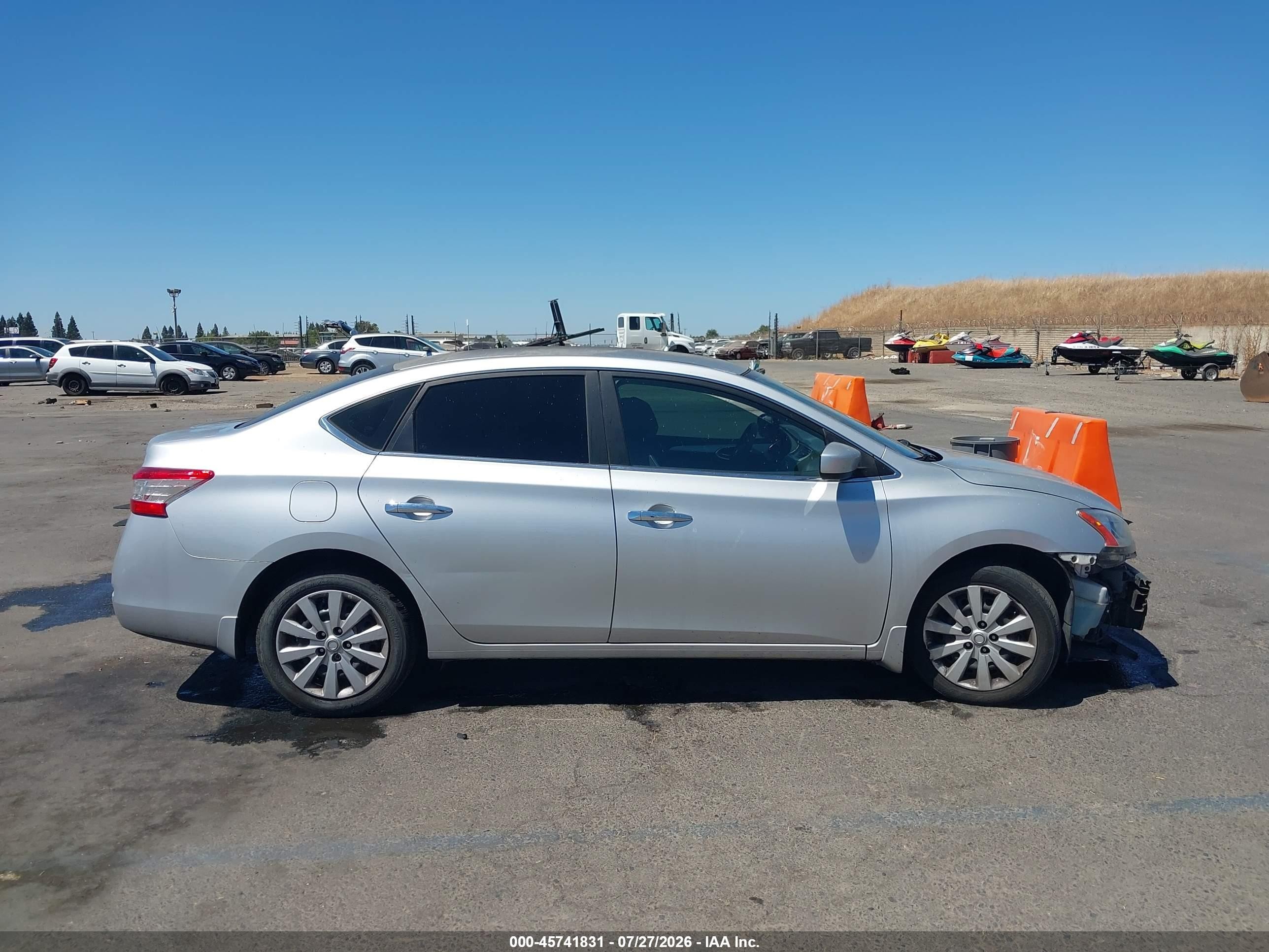 2015 Nissan Sentra S Серый vin: 3N1AB7AP3FY333409