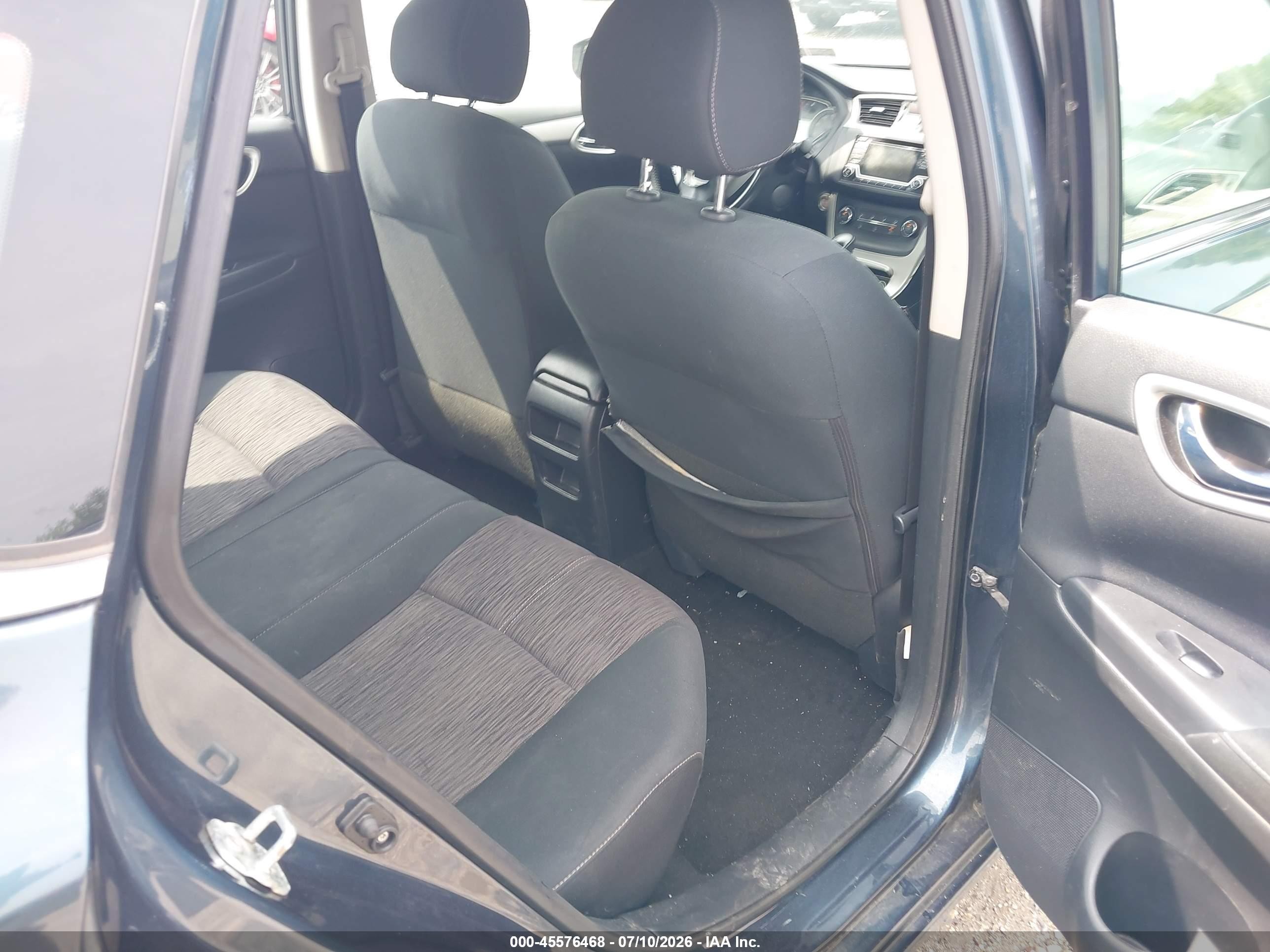 2015 Nissan Sentra Sv Blue vin: 3N1AB7AP3FY350226