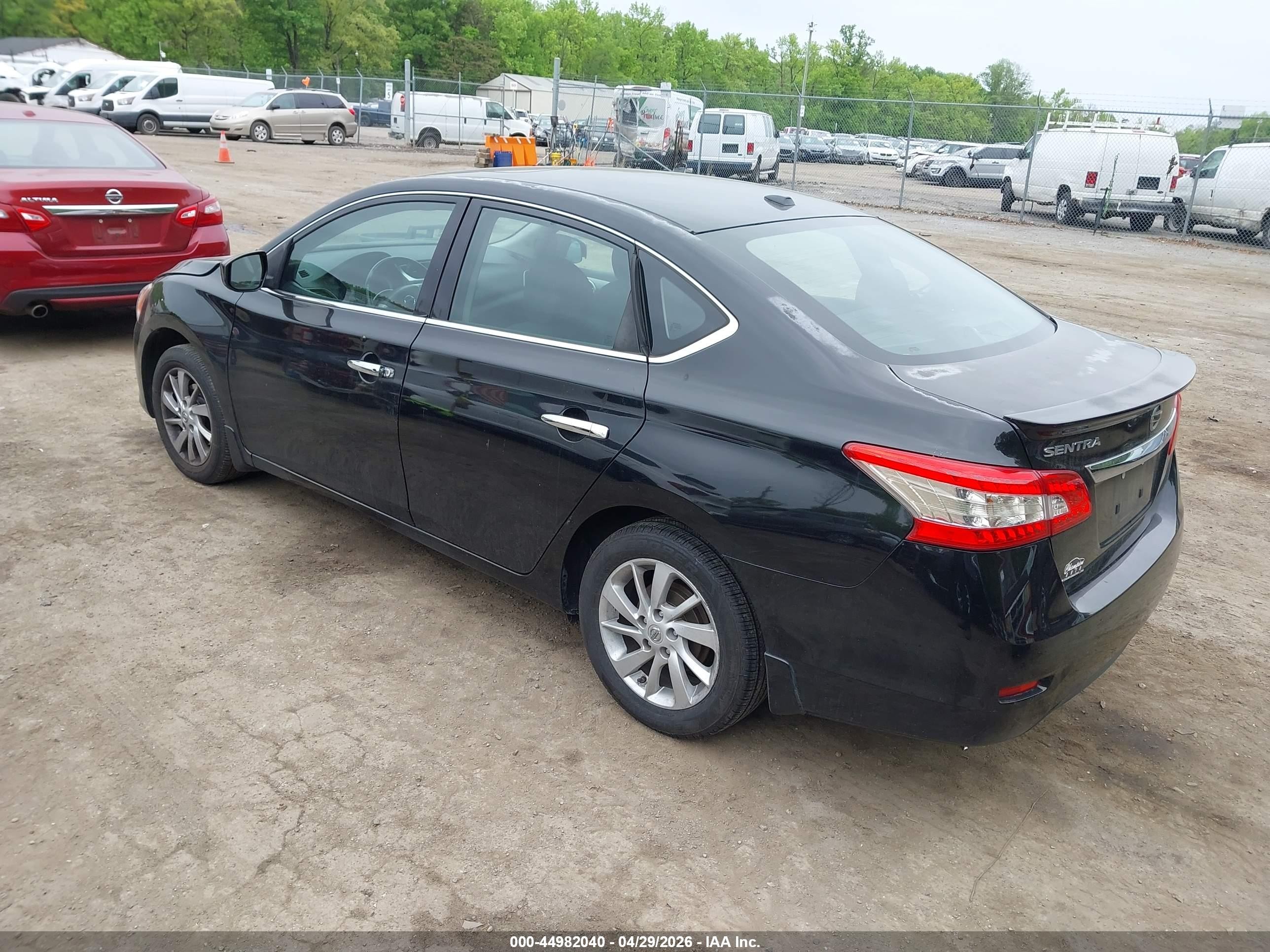 2015 Nissan Sentra Sv Черный vin: 3N1AB7AP3FY367835