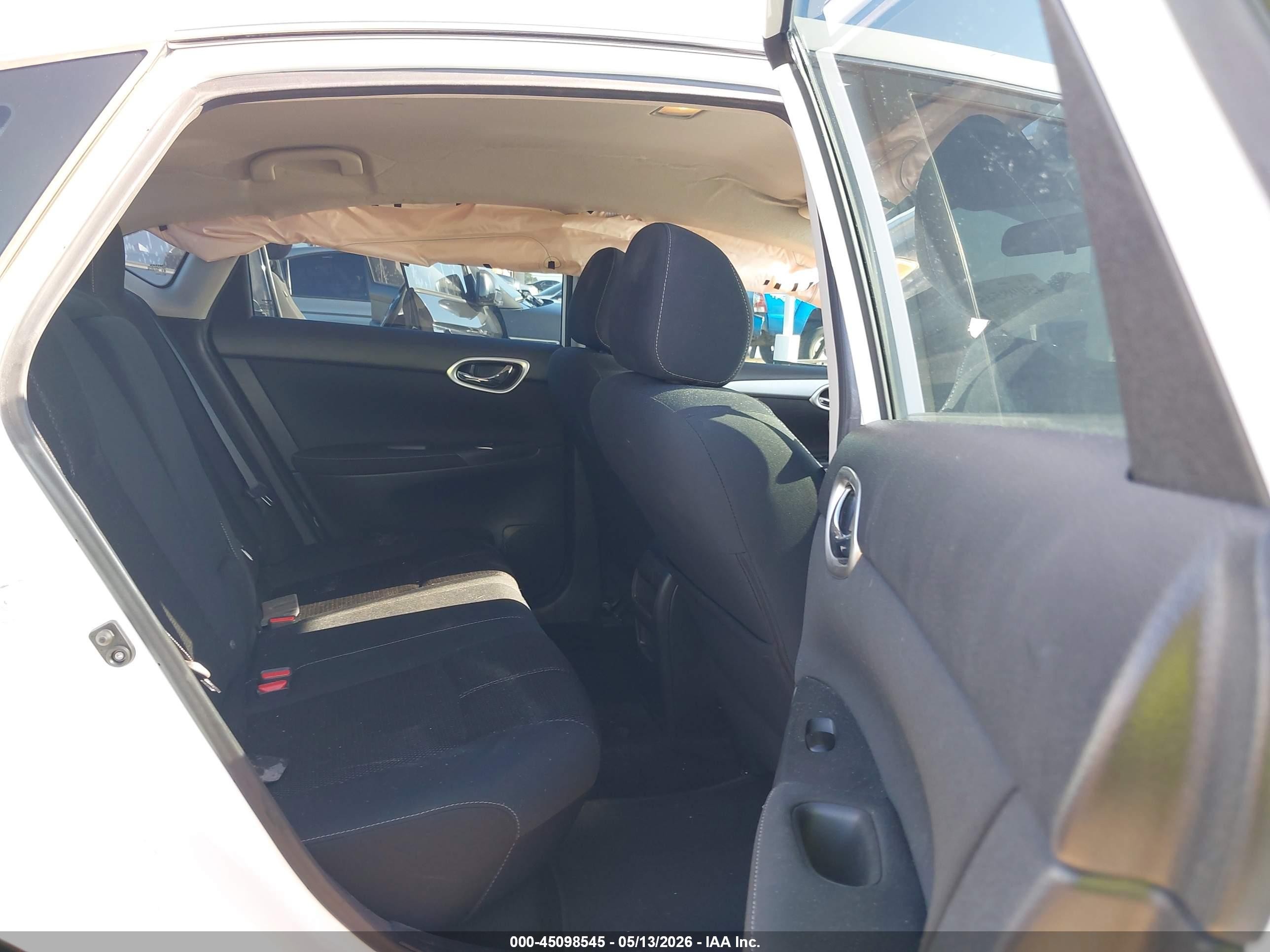2015 Nissan Sentra S White vin: 3N1AB7AP3FY368466