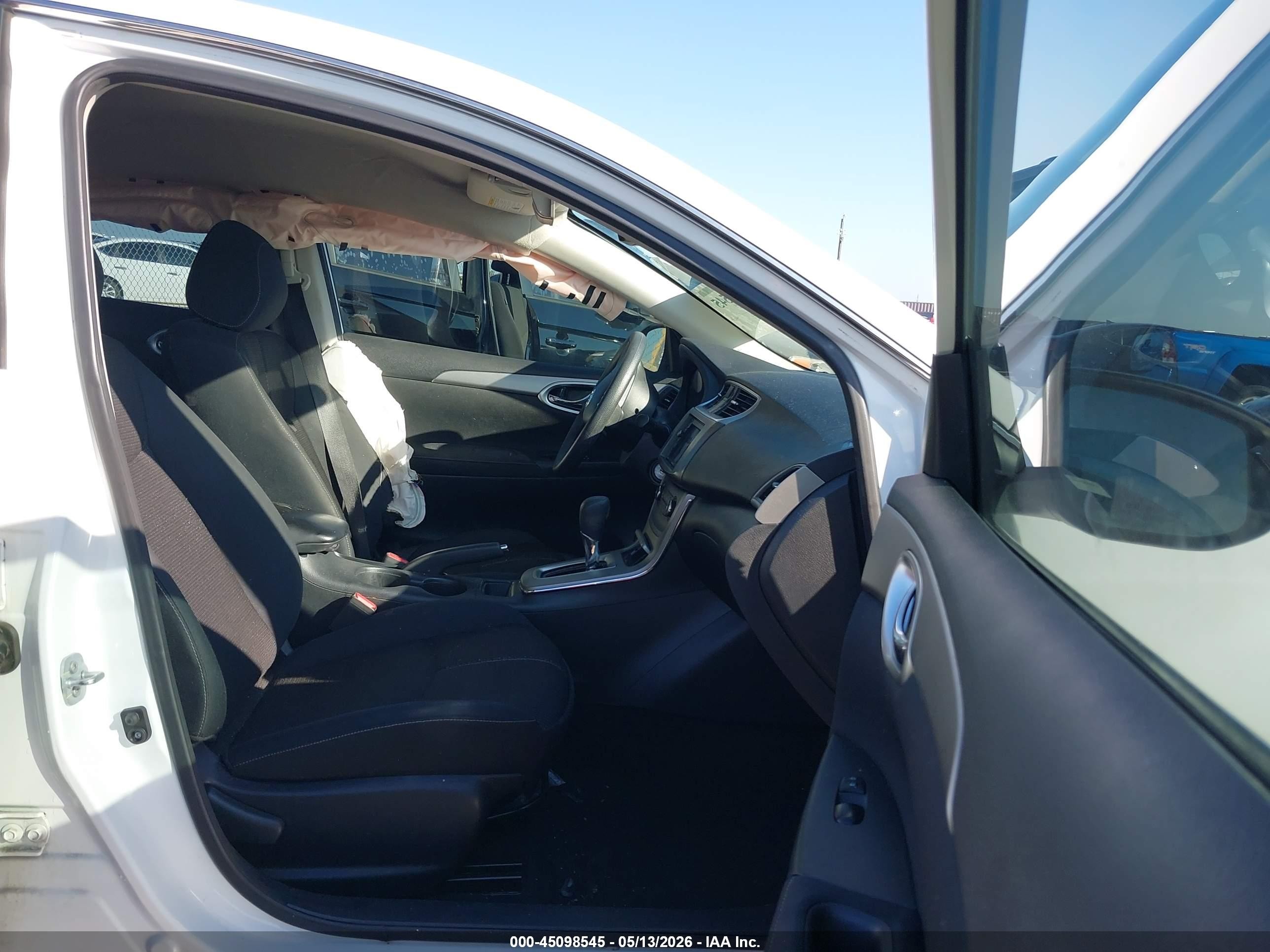 2015 Nissan Sentra S White vin: 3N1AB7AP3FY368466