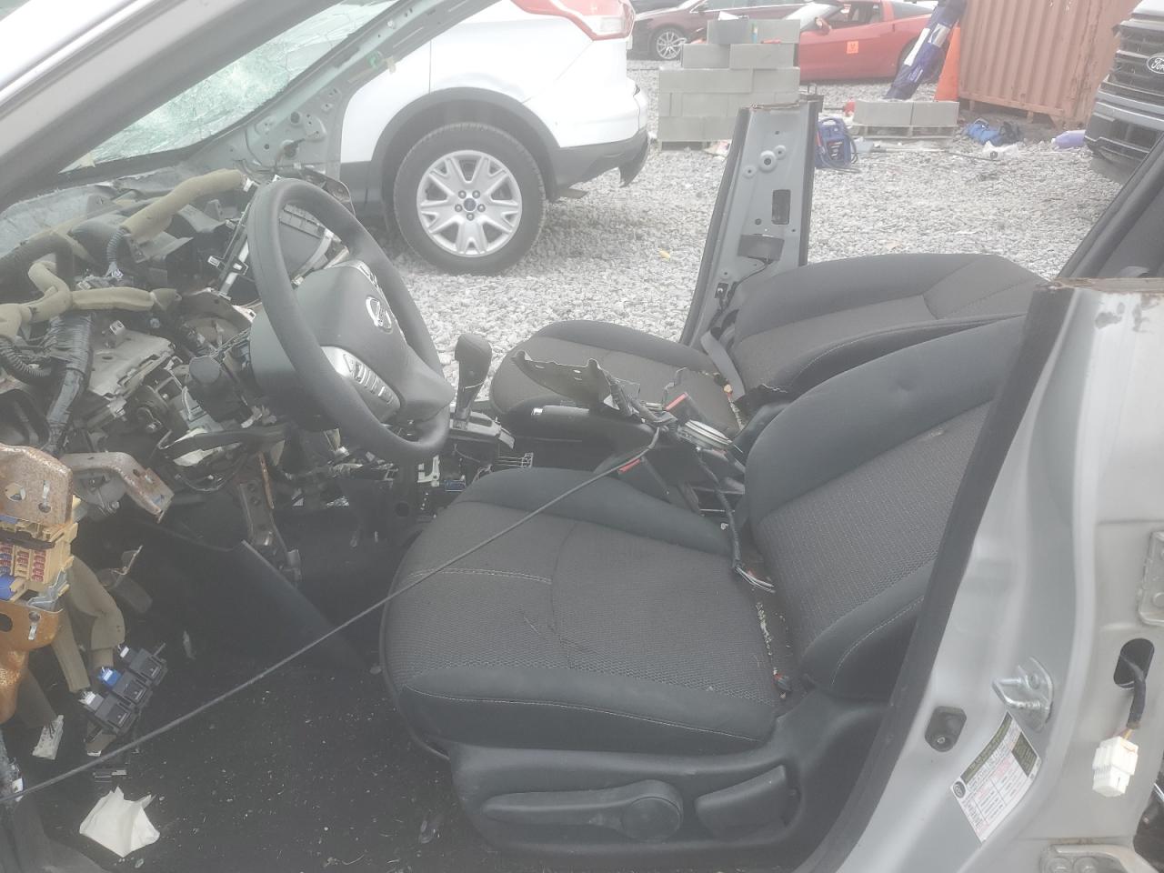 2015 Nissan Sentra S   Silver vin: 3N1AB7AP3FY372842
