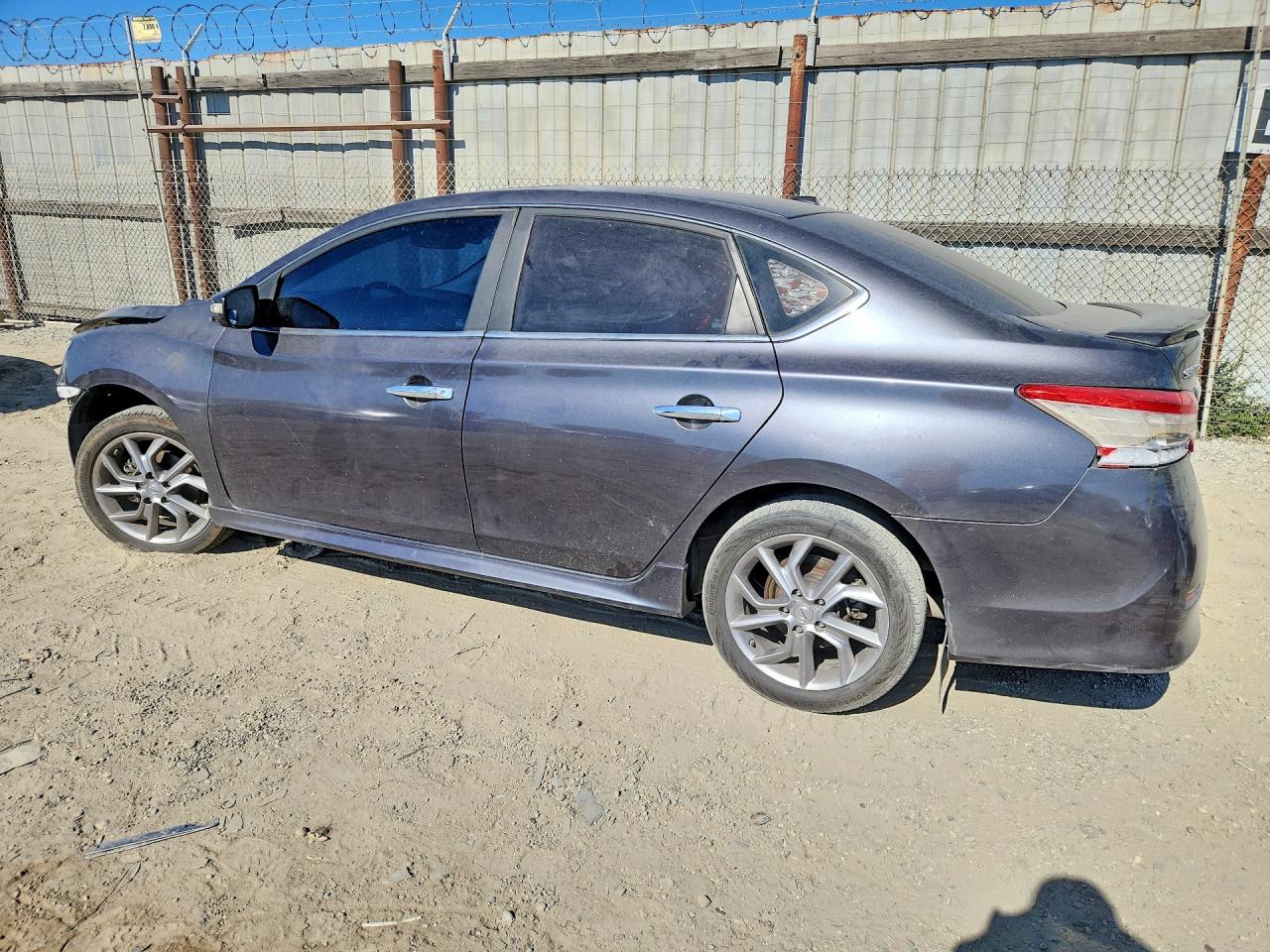 2015 Nissan Sentra Sr Серый vin: 3N1AB7AP3FY382982