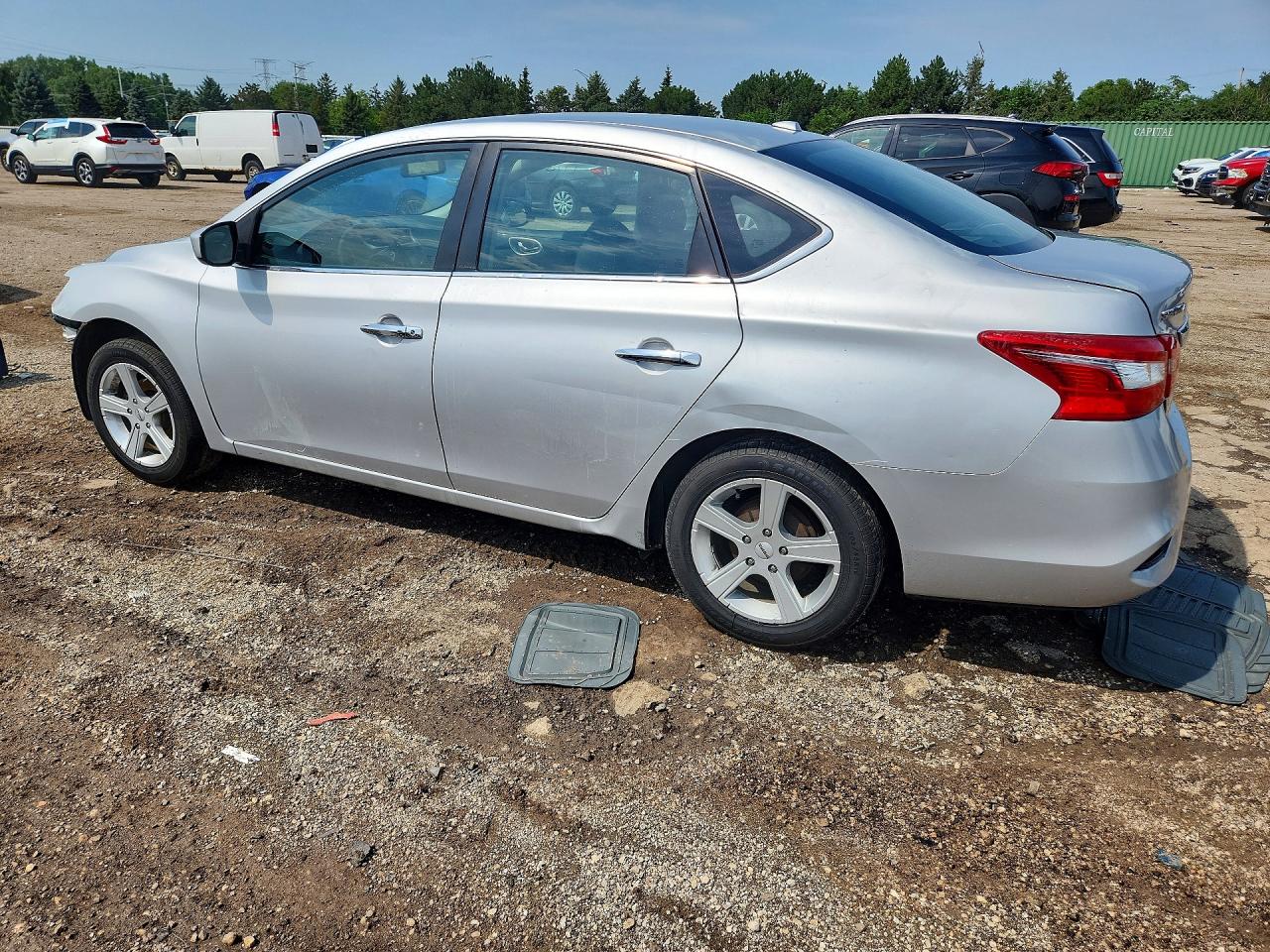 2017 Nissan Sentra Sv Серебряный vin: 3N1AB7AP3HL657735