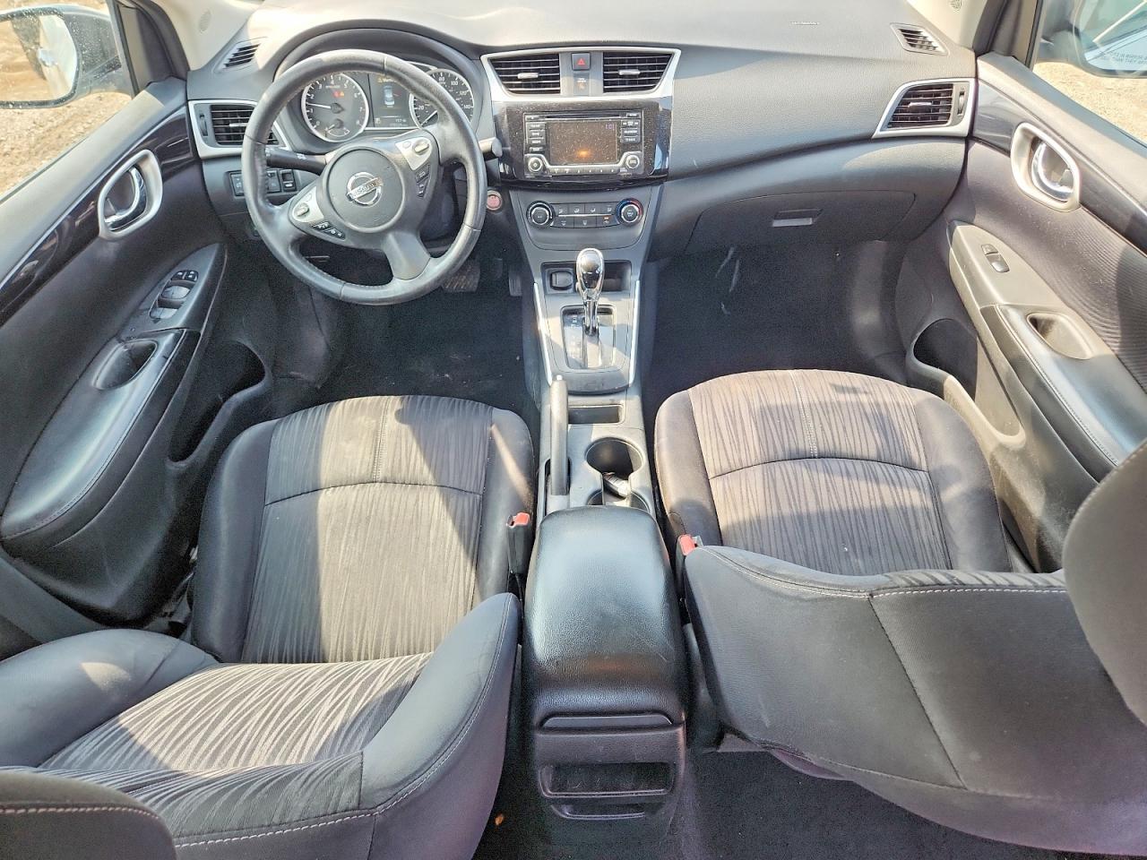 2017 Nissan Sentra Sv Серебряный vin: 3N1AB7AP3HL657735