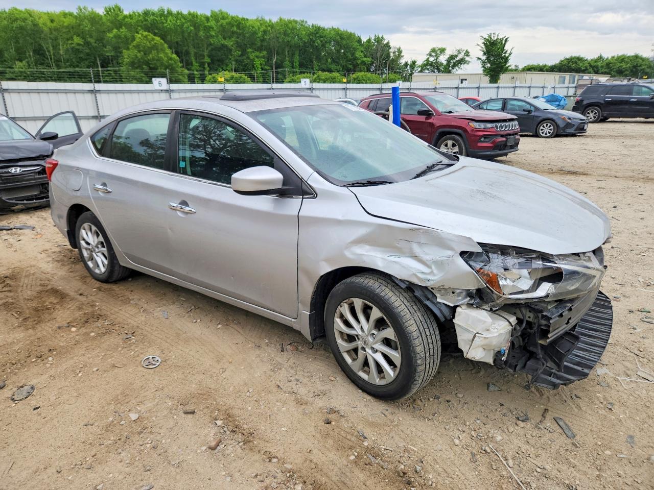 2017 Nissan Sentra Sv Silver vin: 3N1AB7AP3HY205500